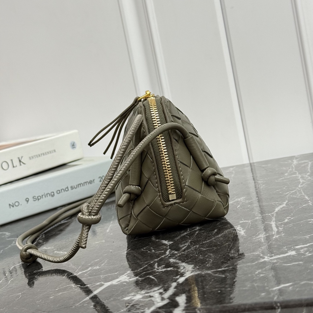 Bottega Veneta Style Green Crossbody Bag Bags Crossbody Bag detail image 3 from source 771795