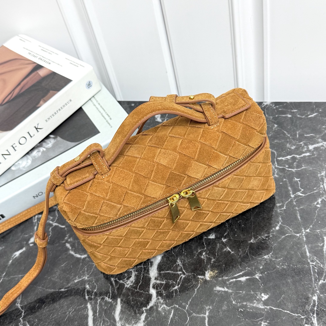 Bottega Veneta Style Crossbody Bag Bags Crossbody Bag detail image 5 from source 765991
