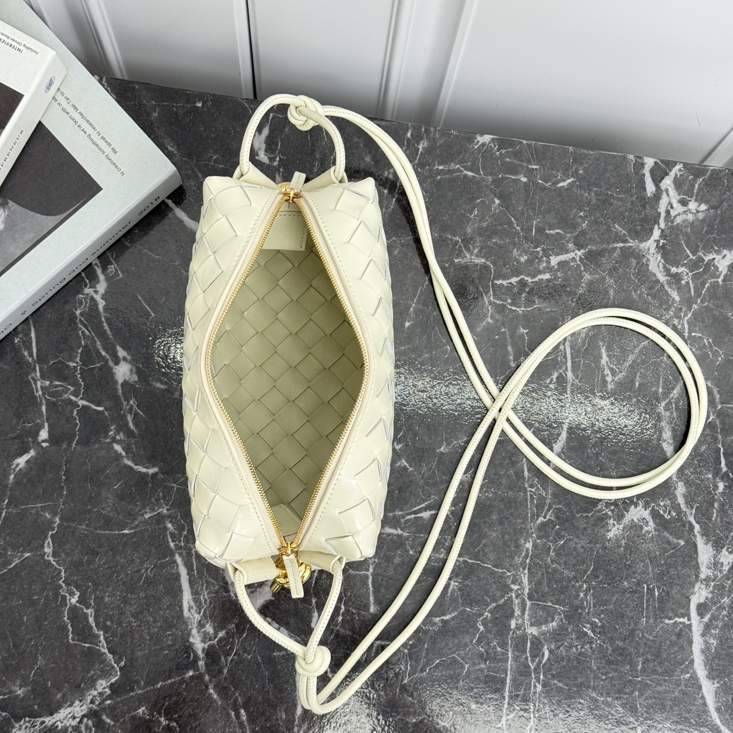Bottega Veneta Style White Leather Bag style reference detail image 5 from source 771832
