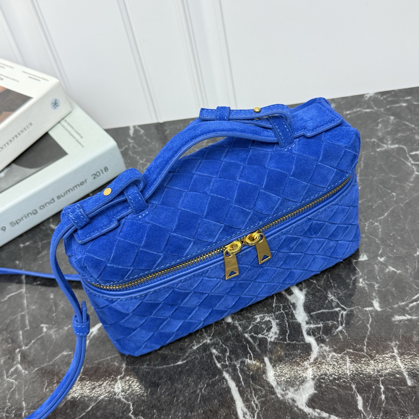 Bottega Veneta Style Blue Crossbody Bag style reference detail image 5 from source 765993