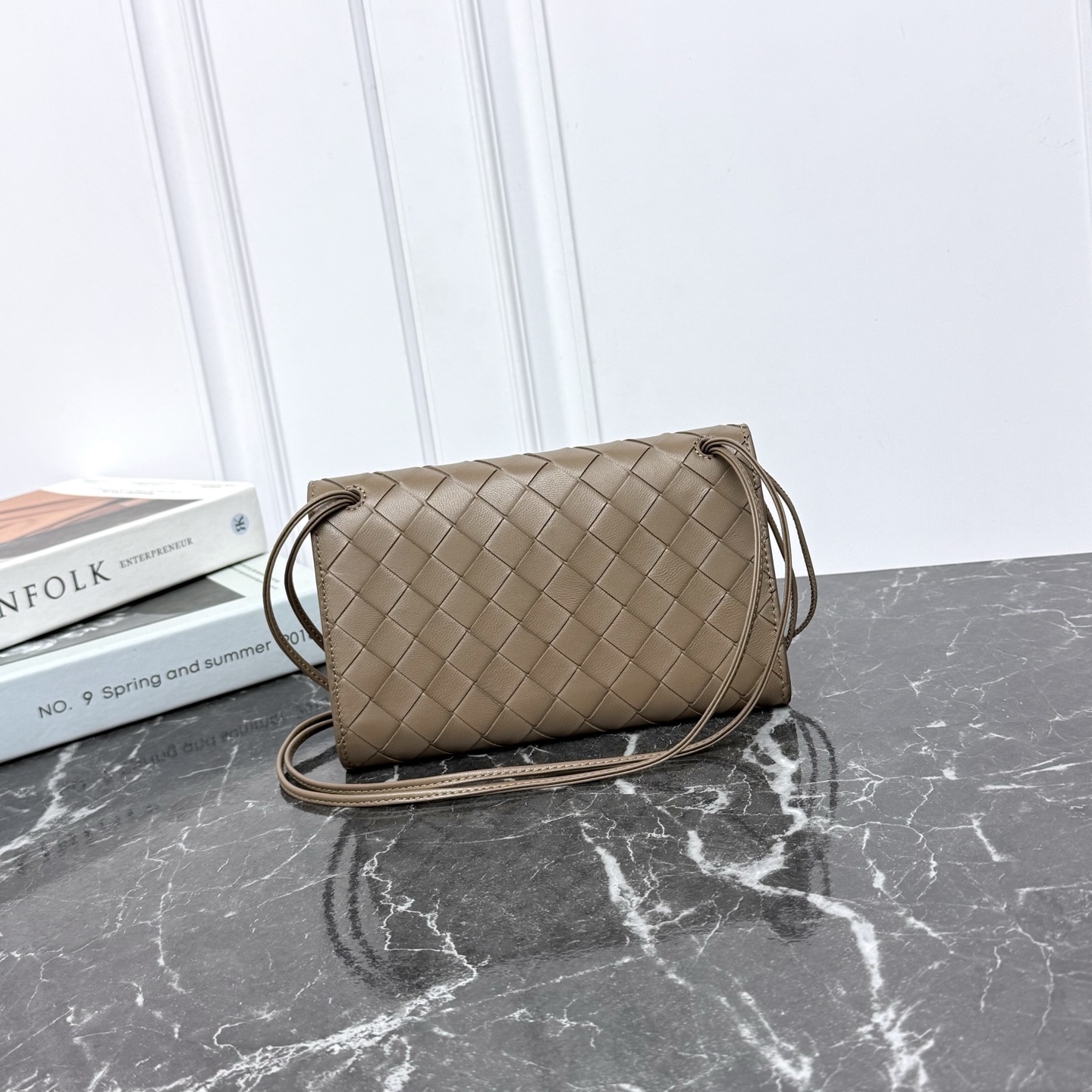 Bottega Veneta Style Brown Crossbody Bag style reference detail image 3 from source 771819