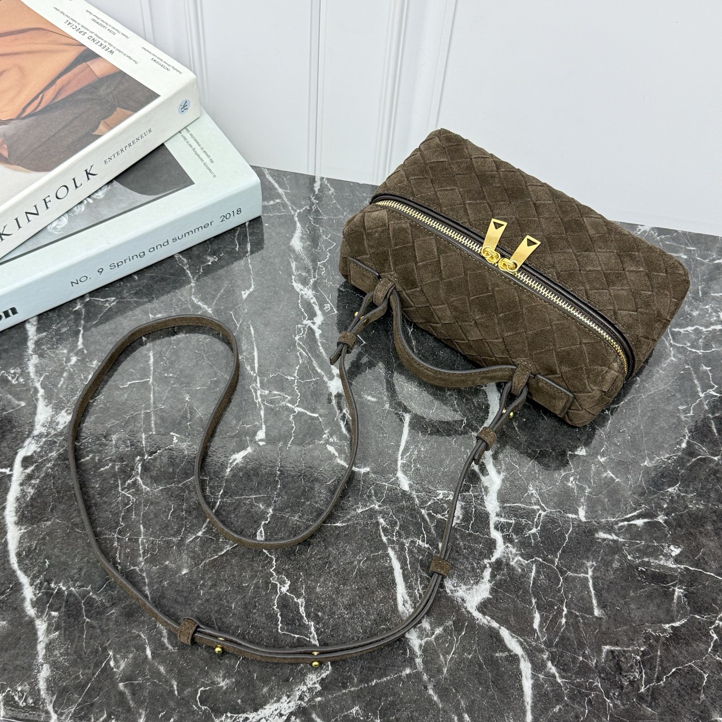 Bottega Veneta Style Brown Crossbody Bag style reference detail image 4 from source 765994