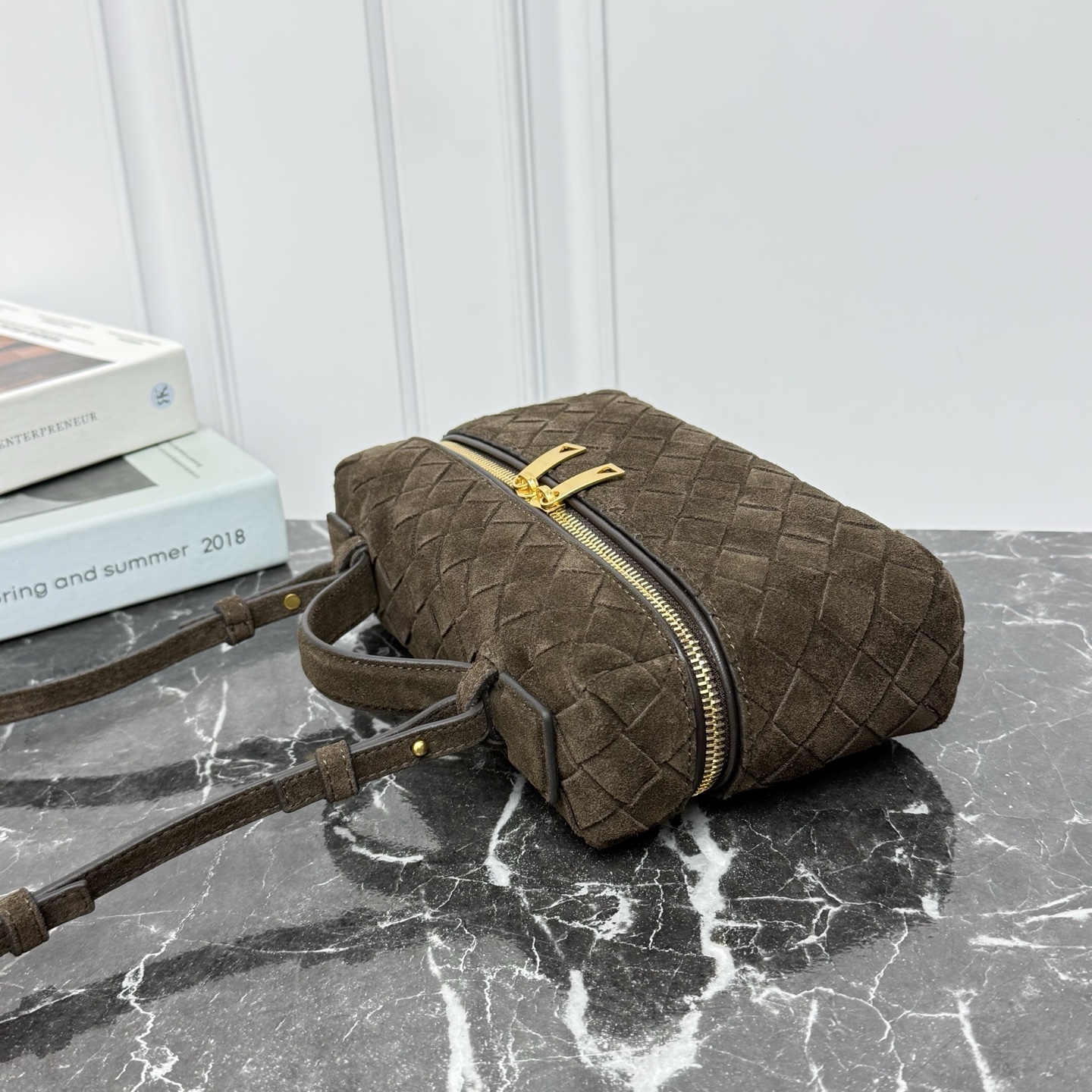 Bottega Veneta Style Brown Crossbody Bag style reference detail image 3 from source 765994
