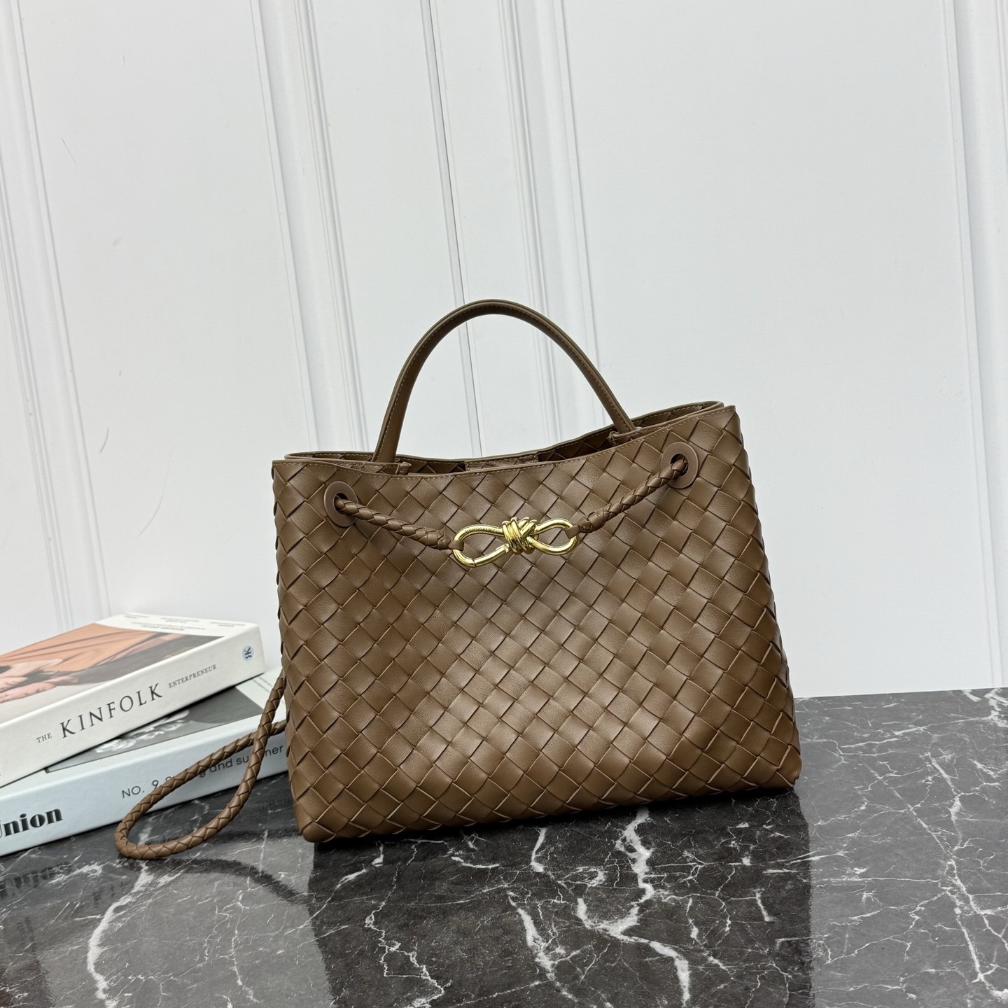 Bottega Veneta Style Beige Leather Top Handle Bag Bags Top Handle Bag detail image 1 from source 766004