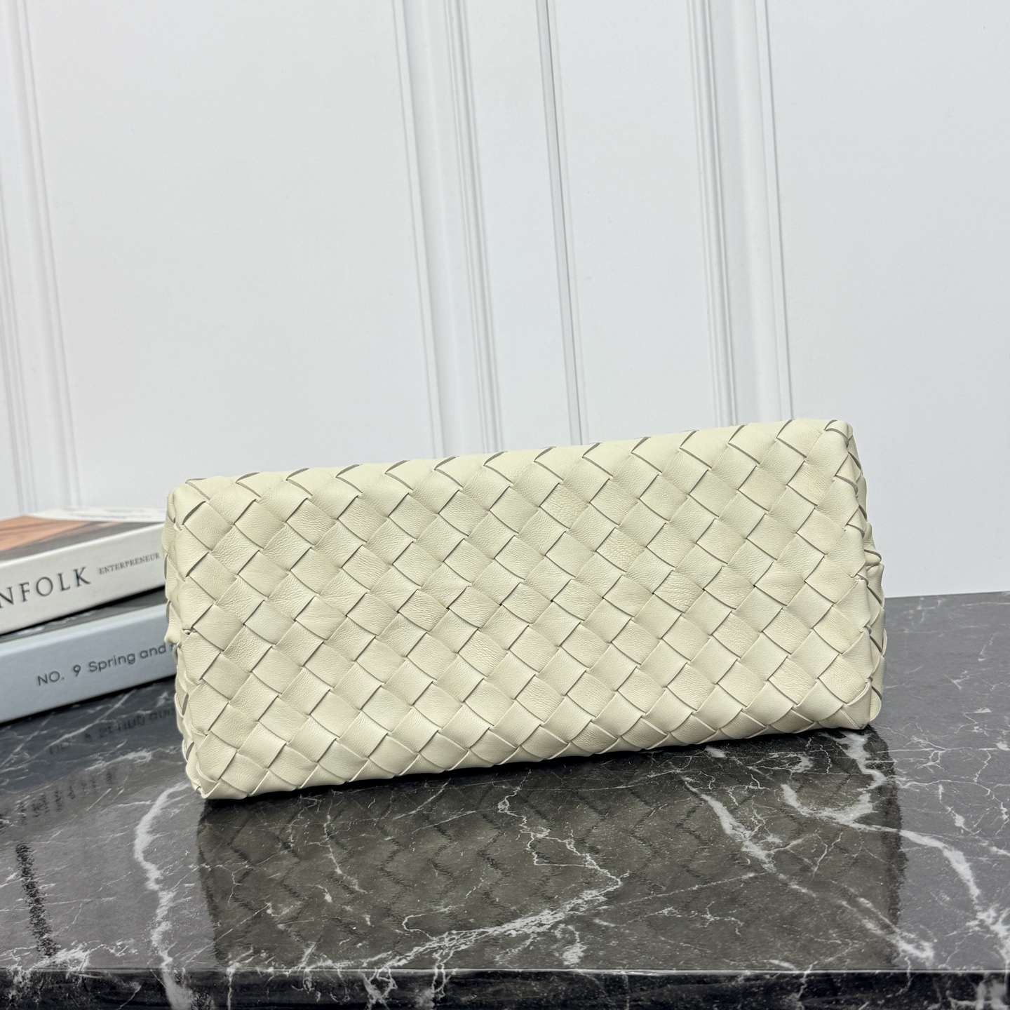 Bottega Veneta Style White Leather Top Handle Bag Bags Top Handle Bag detail image 4 from source 771770