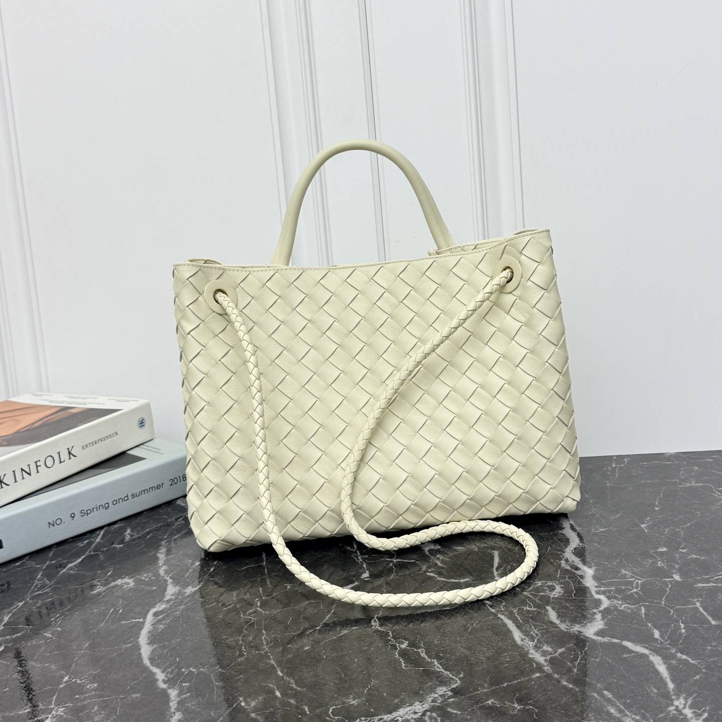 Bottega Veneta Style White Leather Top Handle Bag Bags Top Handle Bag detail image 2 from source 771770