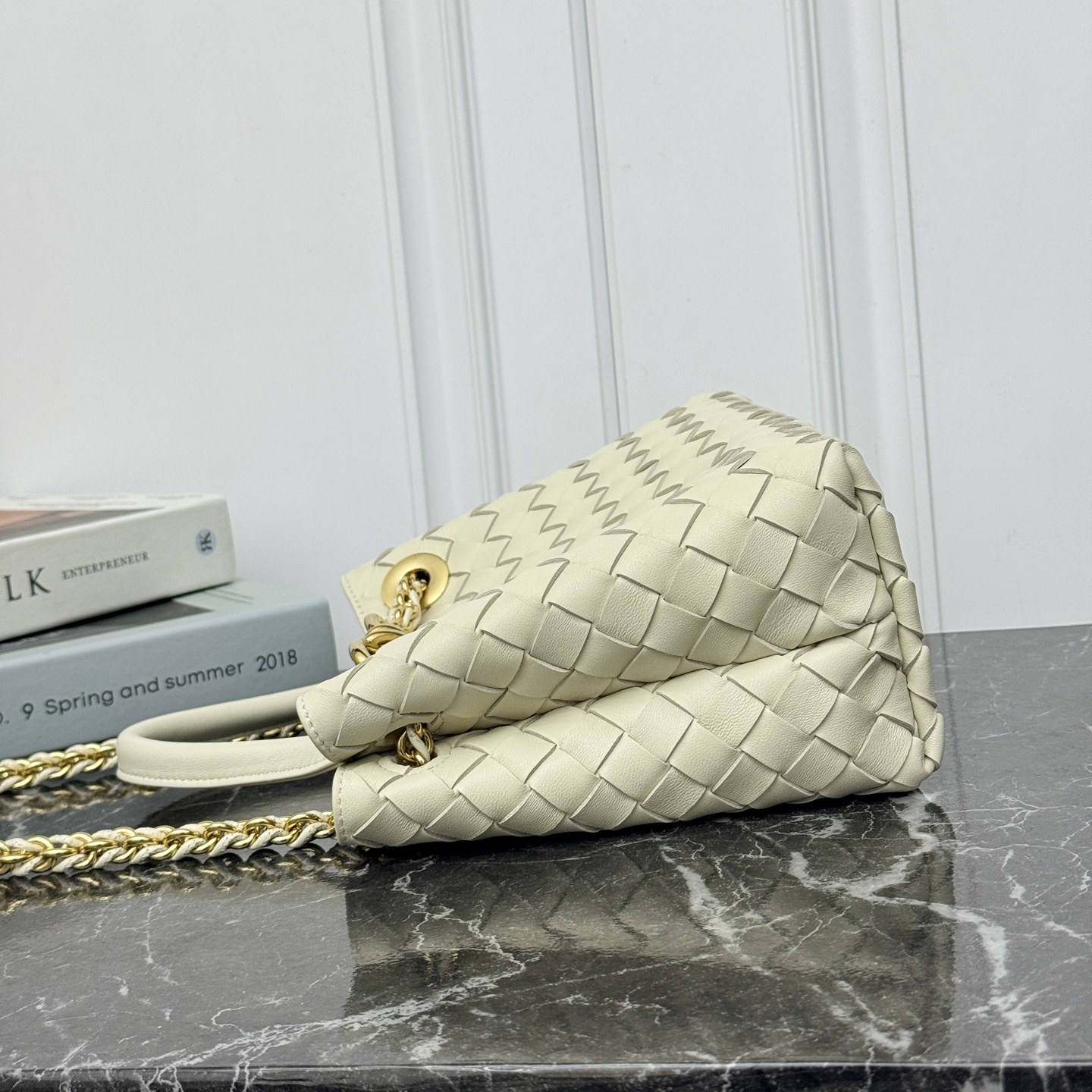 Bottega Veneta Style White Chain Bag style reference detail image 3 from source 771771