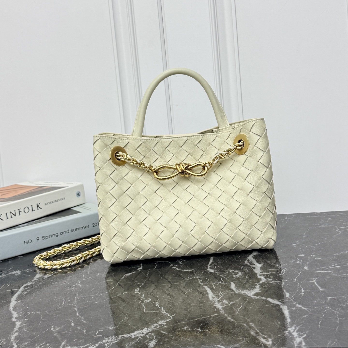 Bottega Veneta Style White Chain Bag style reference detail image 1 from source 771771