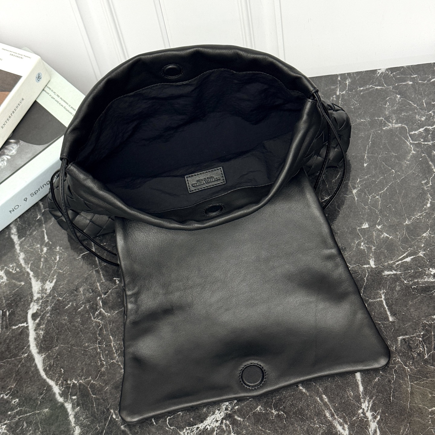 Bottega Veneta Style Black Crossbody Bag style reference detail image 6 from source 771822