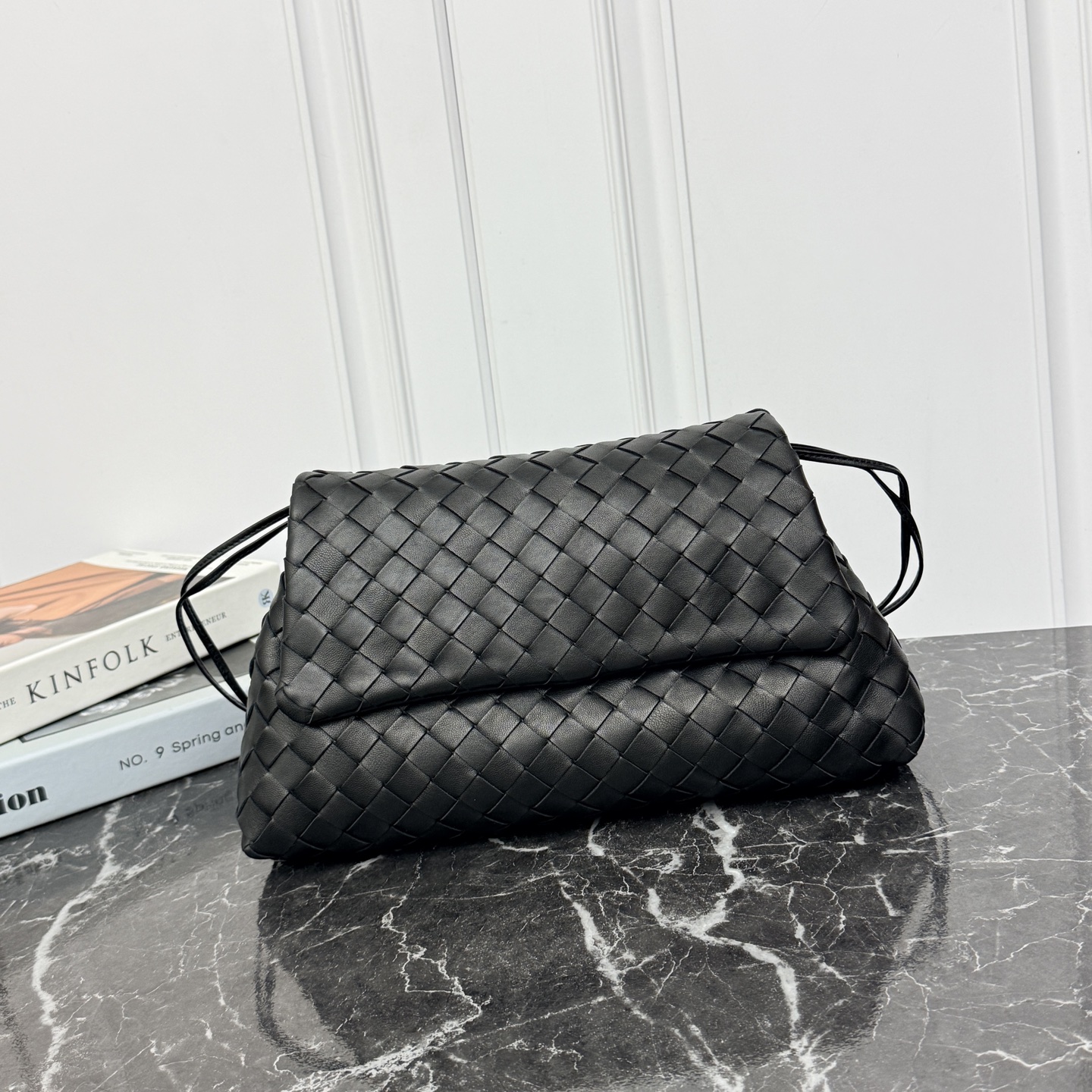 Bottega Veneta Style Black Crossbody Bag style reference detail image 2 from source 771822
