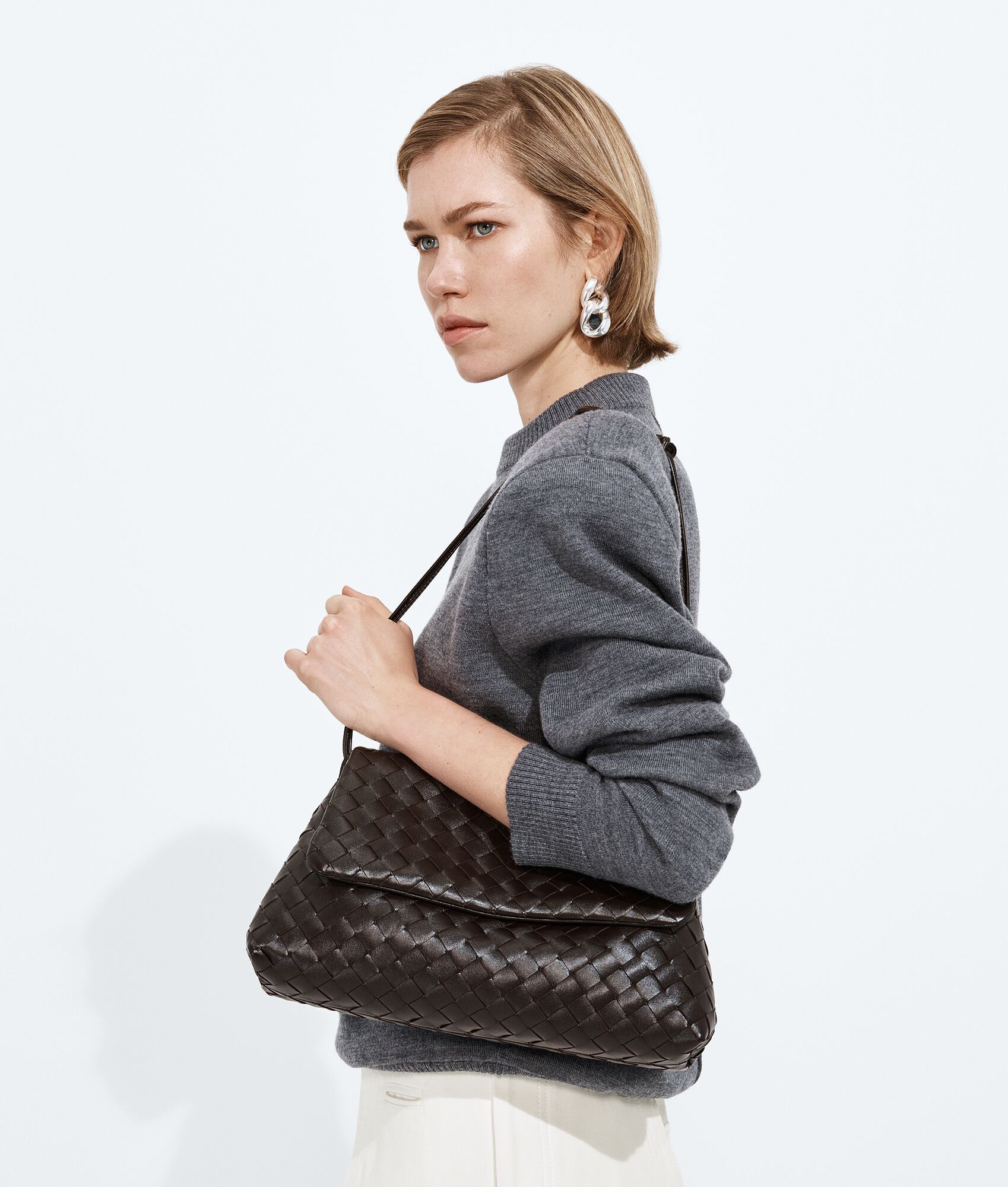 Bottega Veneta Style Brown Crossbody Bag style reference detail image 7 from source 771823