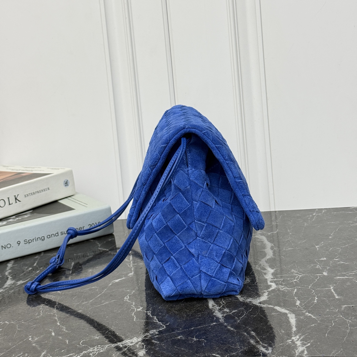 Bottega Veneta Style Blue Crossbody Bag style reference detail image 4 from source 771824