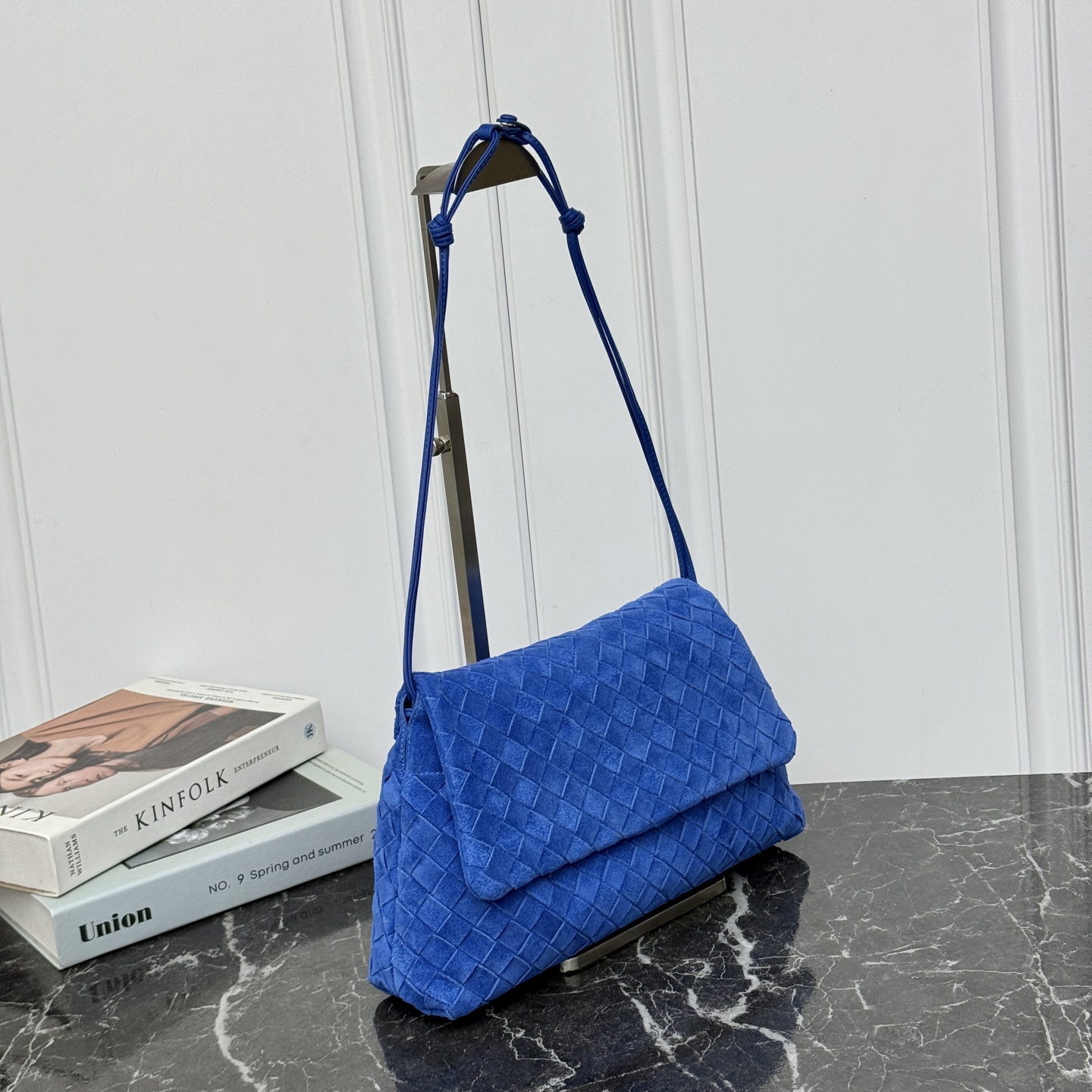 Bottega Veneta Style Blue Crossbody Bag style reference detail image 1 from source 771824