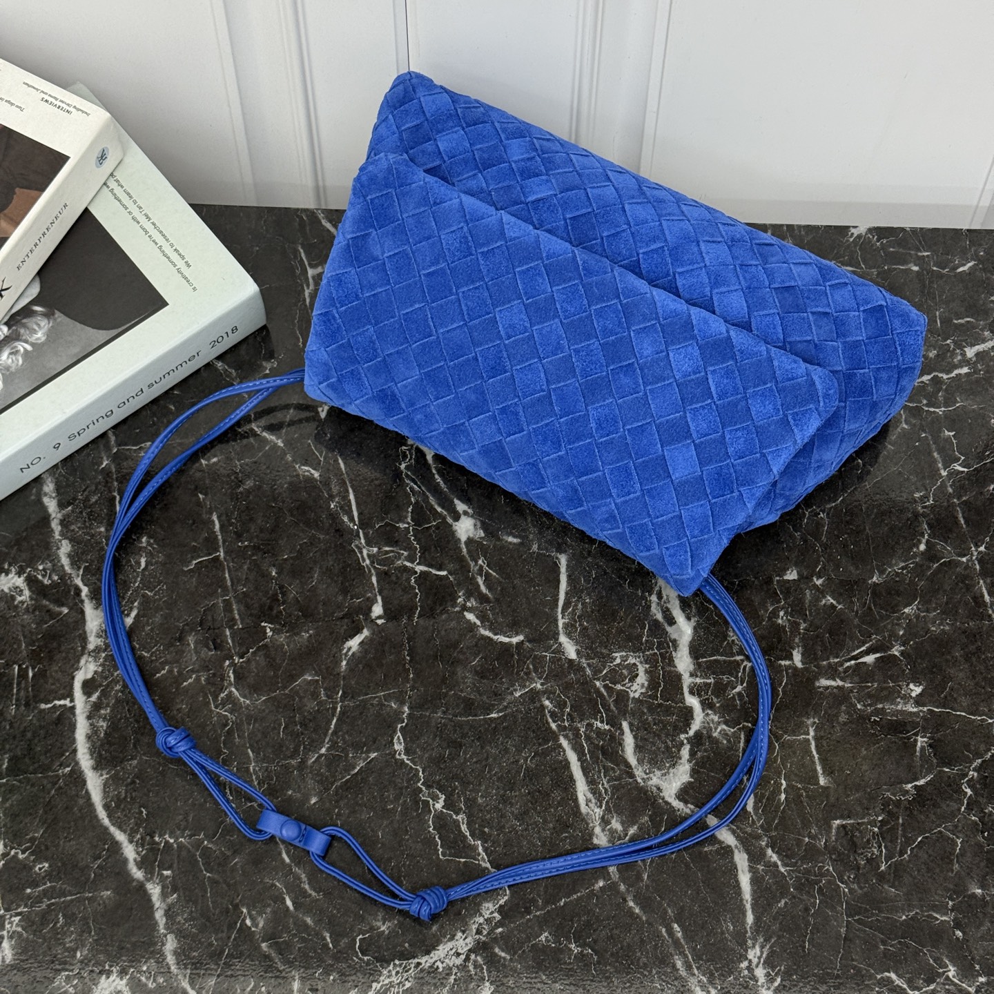 Bottega Veneta Style Blue Crossbody Bag style reference detail image 5 from source 771824