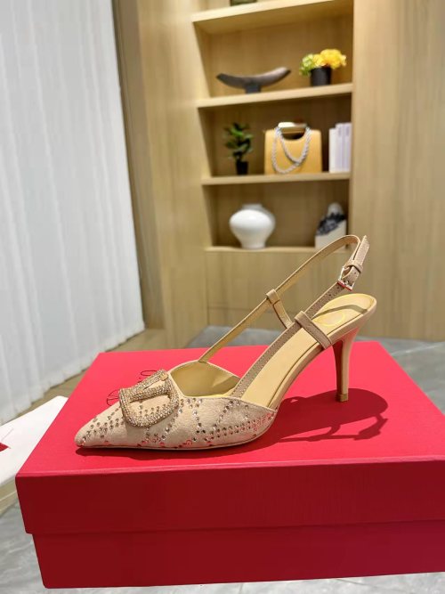 Valentinoo Slingback Pumps with Rhinestone Embellished 'V' Logo Buckle 1 Valentinoo Slingback Pumps with Rhinestone Embellished 'V' Logo Buckle