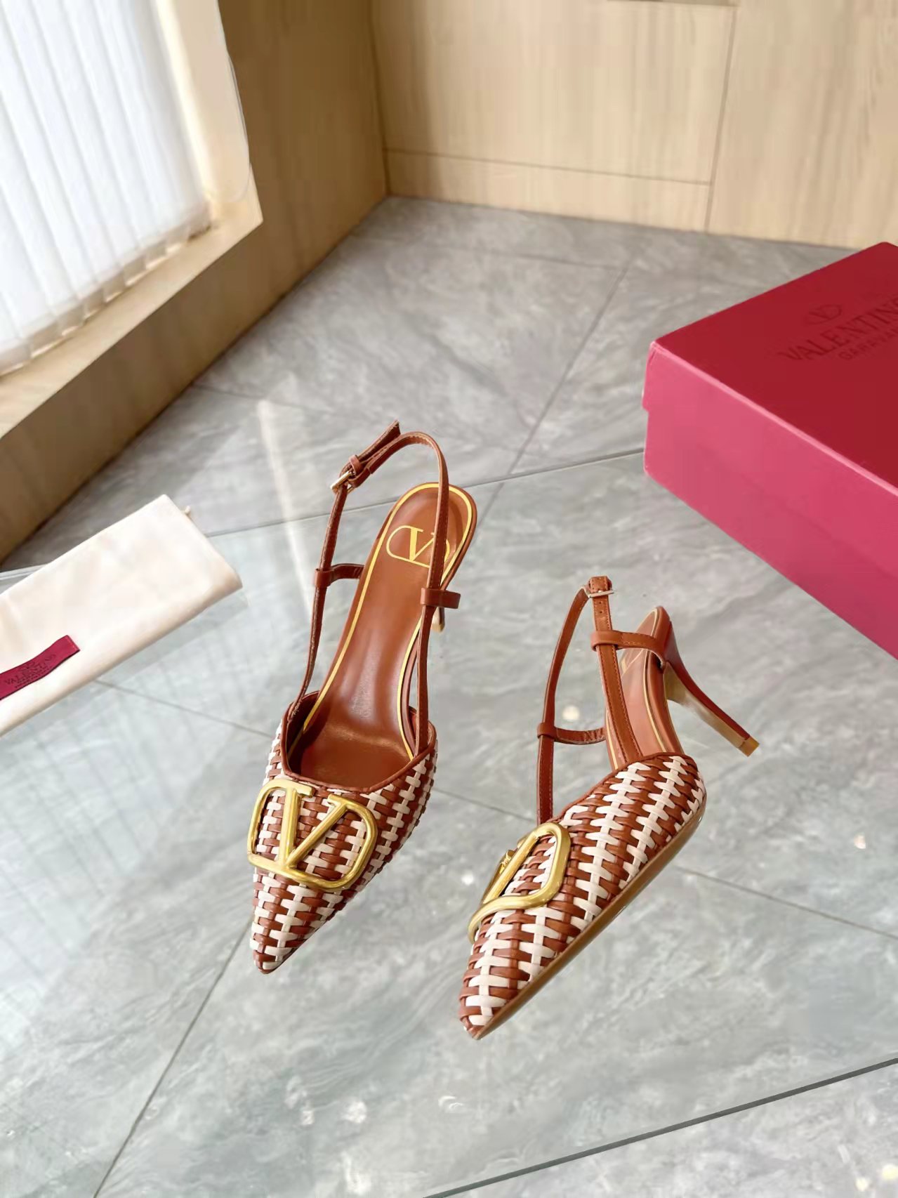 Valentino Women's Woven Leather Slingback Heels with Pointed Toe 5 a1702798151159 1113