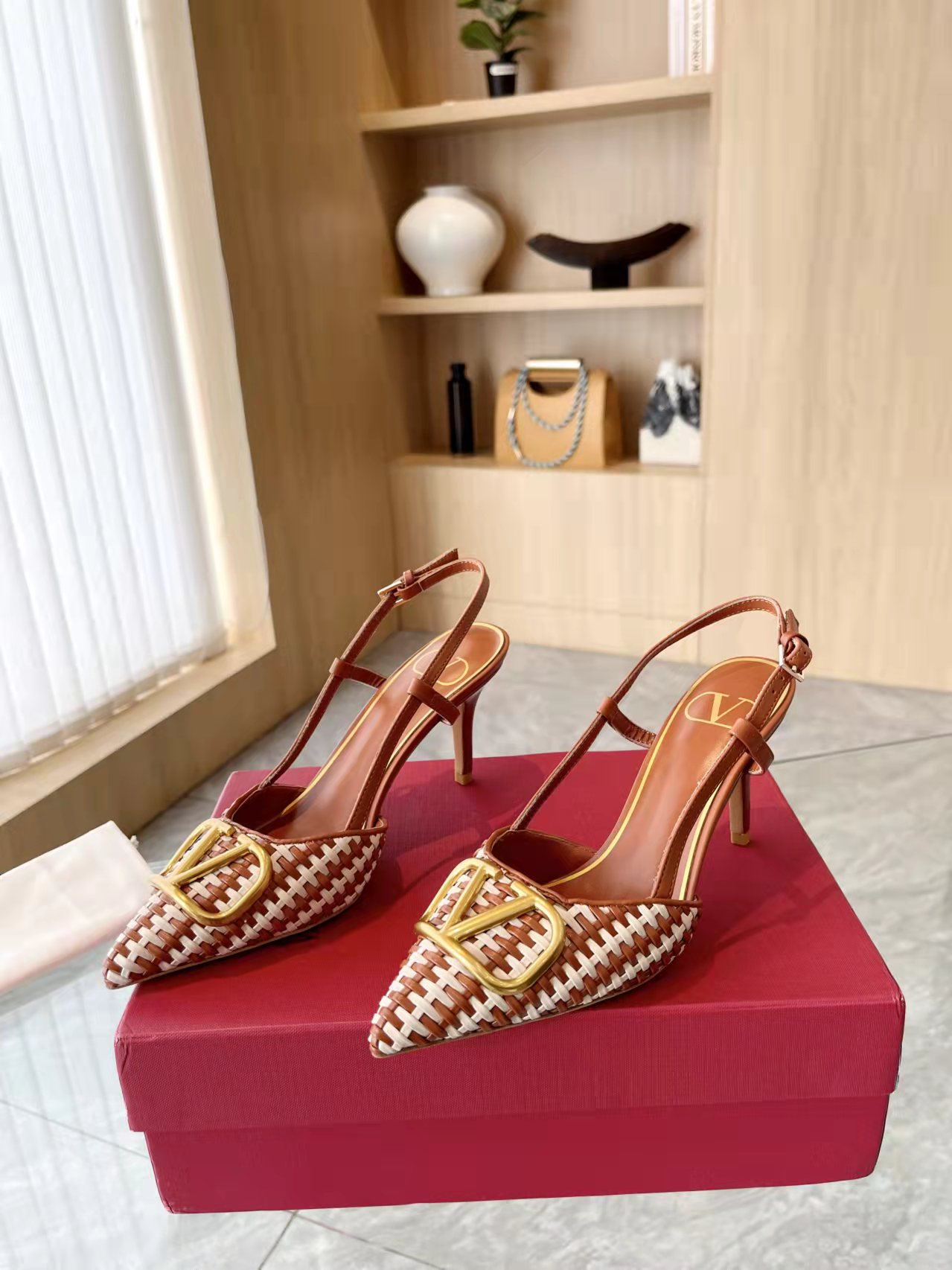 Valentino Women's Woven Leather Slingback Heels with Pointed Toe 4 a1702798151160 2065
