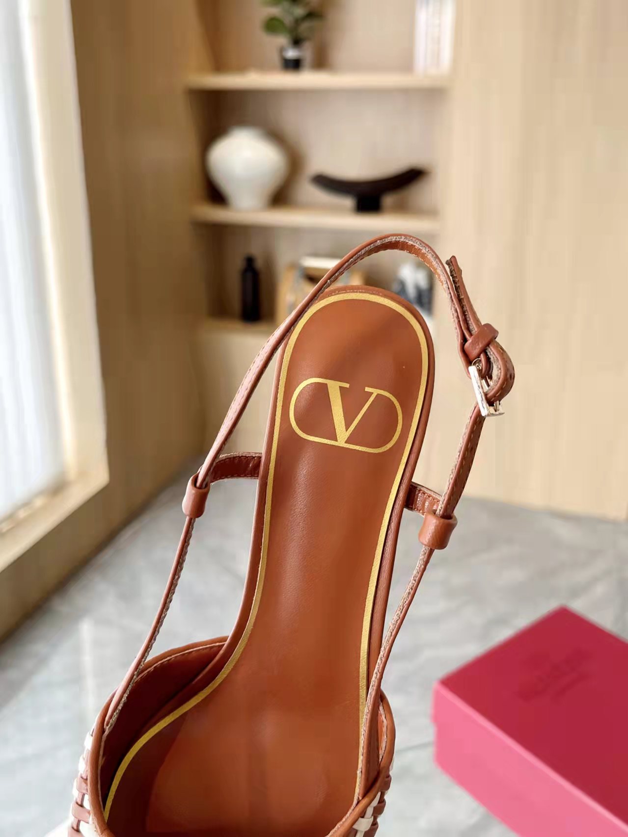 Valentino Women's Woven Leather Slingback Heels with Pointed Toe 7 a1702798151161 6535