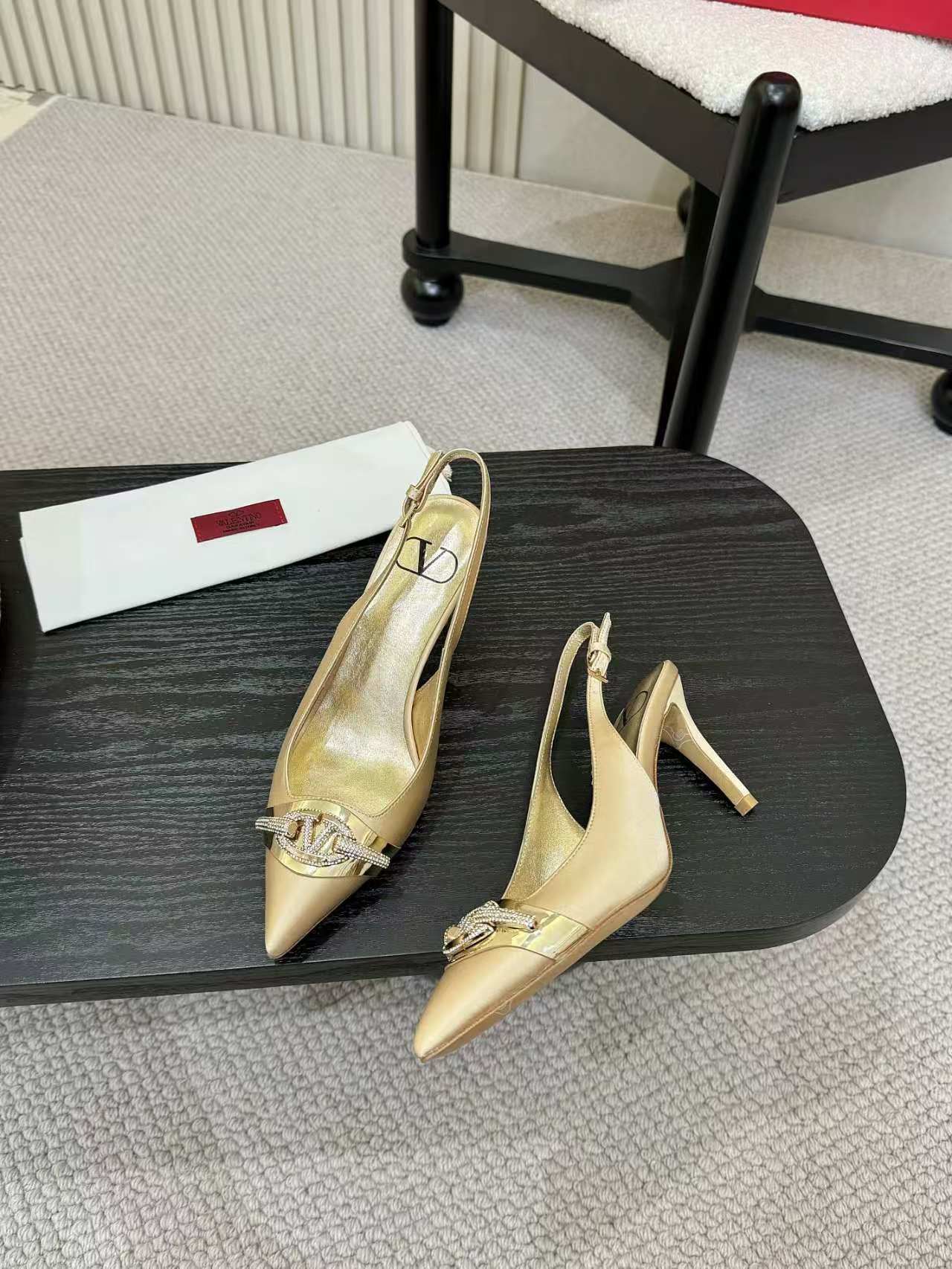 Valentino Slingback Heels with Crystal Embellishments,Silk and Leather 2 a1742781907727 8656
