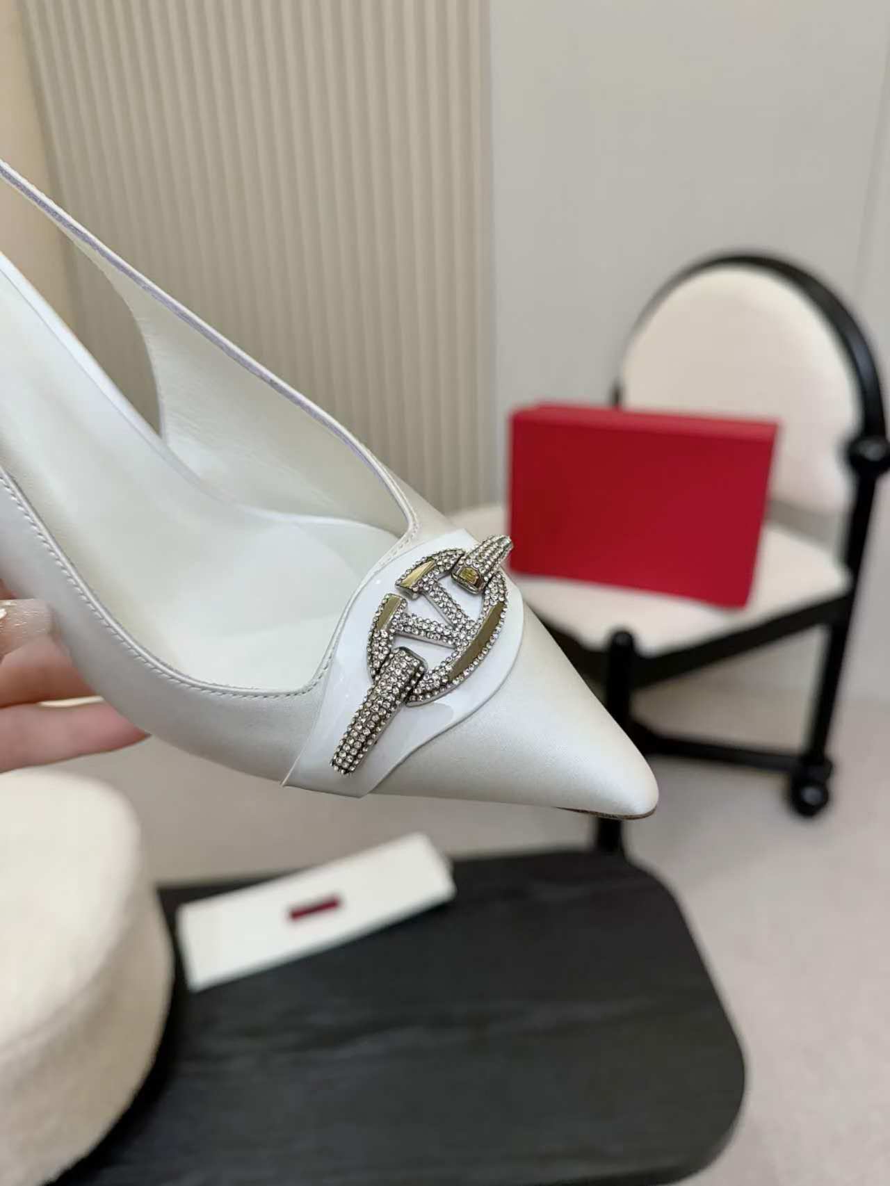 Valentino Garavani Women's White Silk Slingback Heels with Rhinestone Buckle 10 a1742782018127 2626