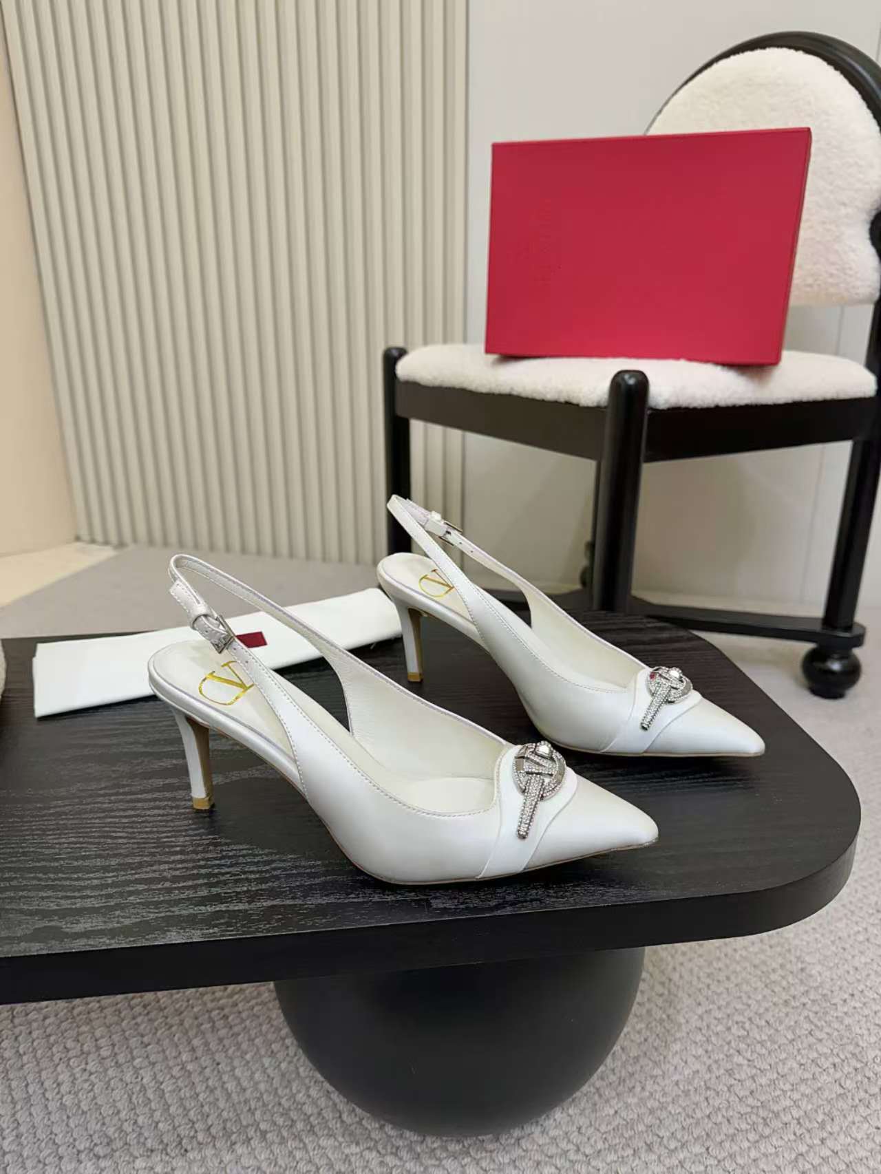 Valentino Garavani Women's White Silk Slingback Heels with Rhinestone Buckle 8 a1742782018842 0620