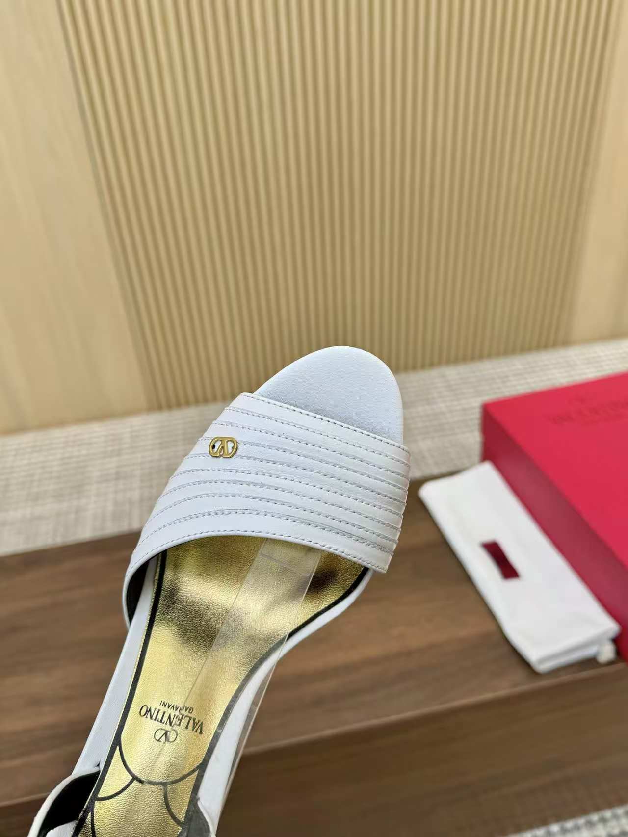Valentino Women's White Leather Heeled Sandals Spring/Summer Collection 8 a1742989652084 1206
