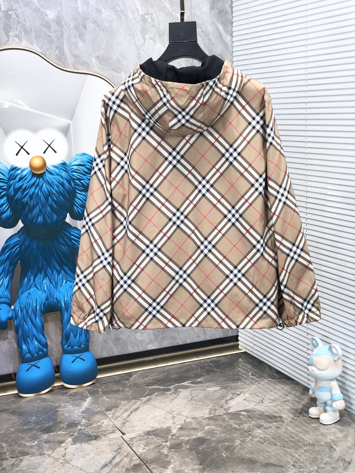 High-quality BURBERRY Hatjacket 2025 Collection in Dark-Simple Style - 图片 8