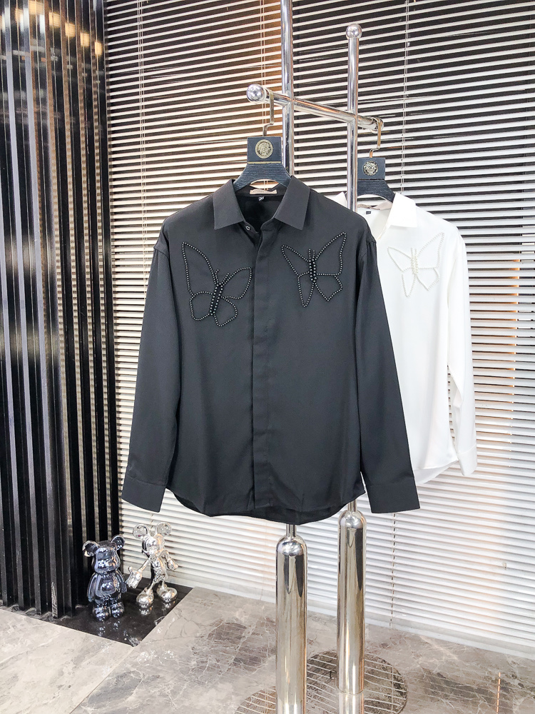 NO:681493,.Bv fashionable new men's long-sleeved shirt for all seasons. It uses high-end top-grade fabrics. It will never pill. It is comfortable and exquisite, and has excellent upper body effect. The original LOGO of the luxury brand fully reflects the temperament and taste of men. Fashionable and elegant. Noble heritage. L Simple and delicate design. Perfect tailoring. Meticulous materials. Soft and comfortable feel. Gorgeous colors, highlighting the atmosphere!  Counter size M-3XL.m wears 175/130 pounds,,bottega veneta,19860909.Bv 四季款时尚新品男士长袖衬衣 同步采用高档顶级面料 绝不起球 舒适精致,上身效果极佳 奢华品牌原版LOGO搭配 充分体现男人的气质与品位 时尚优雅 贵族底蕴 L简洁细腻的设计 裁剪完美 用料一丝不苟 手感柔软舒适 华丽色彩 彰显大气！专柜尺码M-3XL.m穿175/130斤,,bottega veneta,,Men's clothing