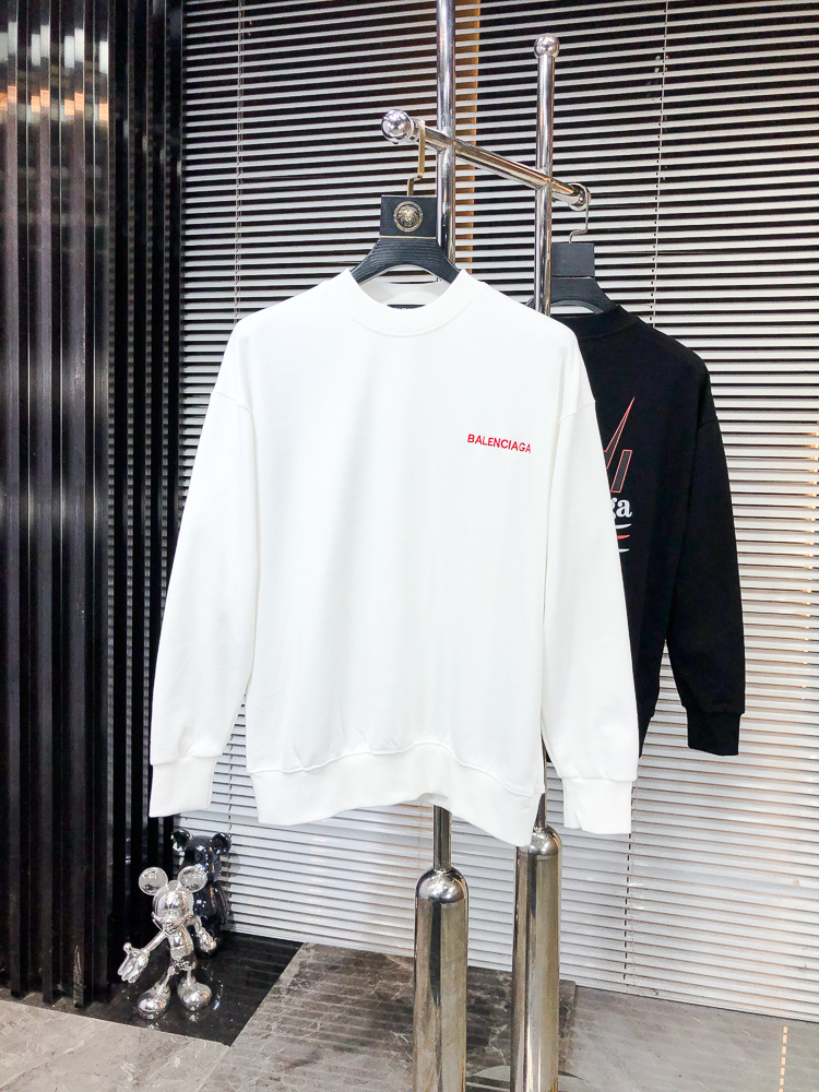NO:681574,.Balenciaga. Wear 200 pounds. 2025 autumn and winter new style!  New men's original casual pullover sweatshirt. Customized original fabric. D feels soft and delicate. It is skin-friendly, comfortable and breathable. The fabric texture and comfort are at its peak. Overweight classic logo pattern design. The factory makes fine and versatile casual clothes. The upper body is very good. Men's must-have items. Size M-3XL. M wears 175/130, balenciaga, hoodie, sweatshirts,19860909.巴黎世家.穿200斤.2025秋冬新款！新款男士原单休闲套头卫衣 定制原版面料 D手感柔软细腻 穿着亲肤舒适透气 面料质感与舒适度达到登峰造极 超重经典logo图案设计 代工厂精细做百搭休闲 上身非常赞 男士必备单品 尺码M-3XL m穿175/130,,balenciaga,hoodie,sweatshirts,,Men's clothing