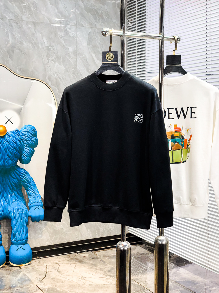 NO:758964,.. Luo Yiwei. Wearing 200 pounds. 2026 early spring new style!  New men's original casual pullover sweatshirt. Customized original fabric. D feels soft and delicate. It is skin-friendly, comfortable and breathable. The fabric texture and comfort are at its peak. Overweight classic logo pattern design. The factory makes fine and versatile casual clothes. The upper body is very good. Men's must-have items. Sizes M-3XL. M wears 175/130, loewe, hoodie, sweatshirts,19860909..罗意威.穿200斤.2026早春新款！新款男士原单休闲套头卫衣 定制原版面料 D手感柔软细腻 穿着亲肤舒适透气 面料质感与舒适度达到登峰造极 超重经典logo图案设计 代工厂精细做百搭休闲 上身非常赞 男士必备单品 尺码M-3XL m穿175/130,,loewe,hoodie,sweatshirts,,Men's clothing