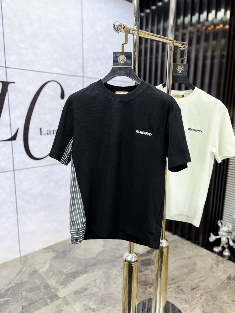 NO:743803,.Burberry 2026 spring and summer new fashion round neck short-sleeved advanced customization versatile style!  It is more practical and can be easily controlled by anyone. It is made of liquid ammonia cotton fabric and has a luxurious classic brand logo design. It is very classy and a must-buy for those who know the goods!  The tailoring is a slim fit. It is very delicate, shows aura, and highlights the sophistication of men. This is unique. It is just right for slim fit and the upper body effect is very good. Size m-3XL m wears 175/130, burberry, T-shirt,19860909.巴宝莉 2026春夏新品时尚圆领短袖高级定制百搭款式！更有实用感 任何人都可以轻松驾驭 采用液氨棉面料制作,奢华经典品牌logo设计,非常显档次懂货的必须入！版型剪裁属于修身款 非常精致,显气场,又会凸显男士的精致,这就是独到之处,恰到好处的修身,上身效果非常赞.尺码m-3XL m穿175/130,,burberry,T-shirt,,Men's clothing