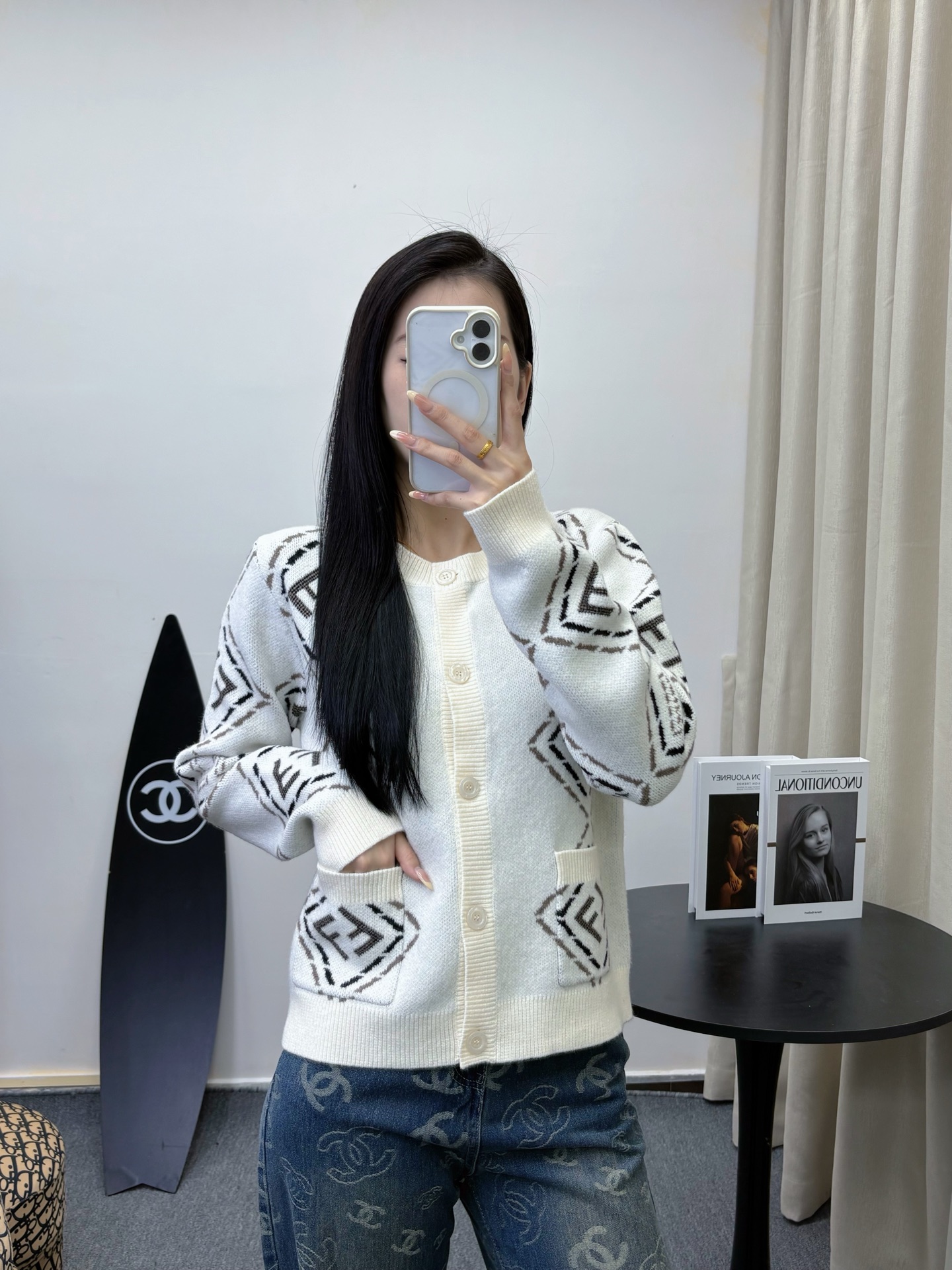 NO:686512,,,19860909,,,Women's clothing