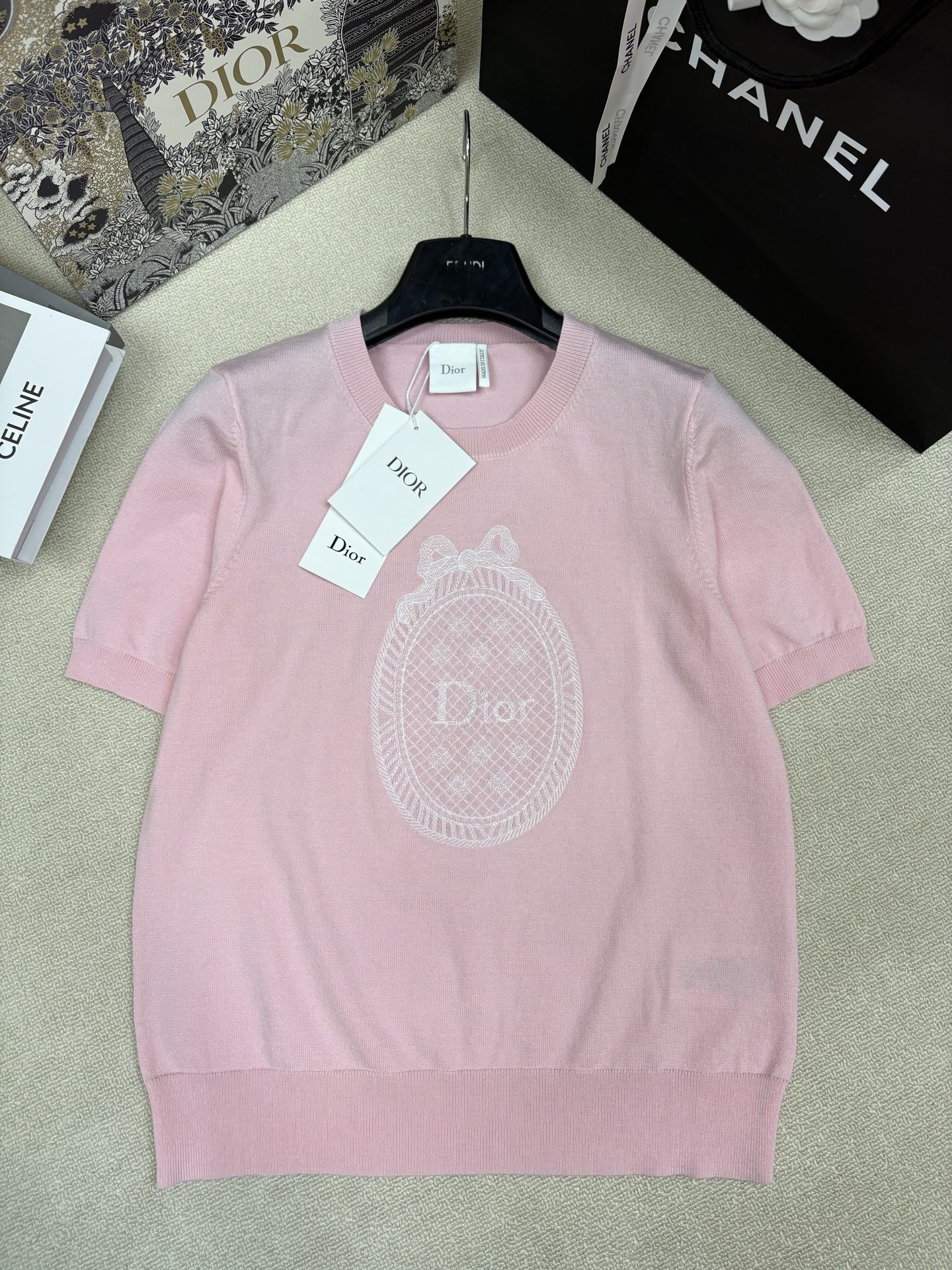 Women's Clothes Style Clothing Lookbook Reference image 1