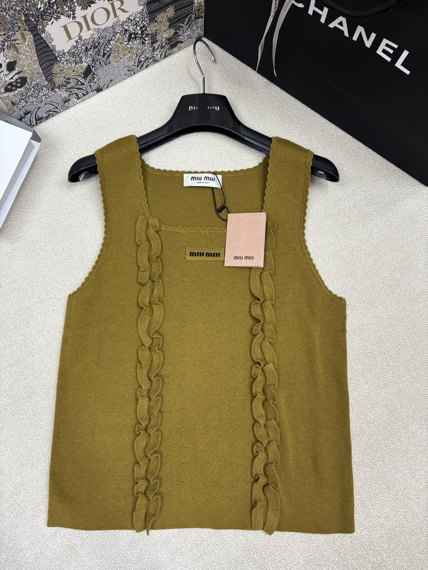 Women's Clothes Style Clothing Lookbook Reference image 1