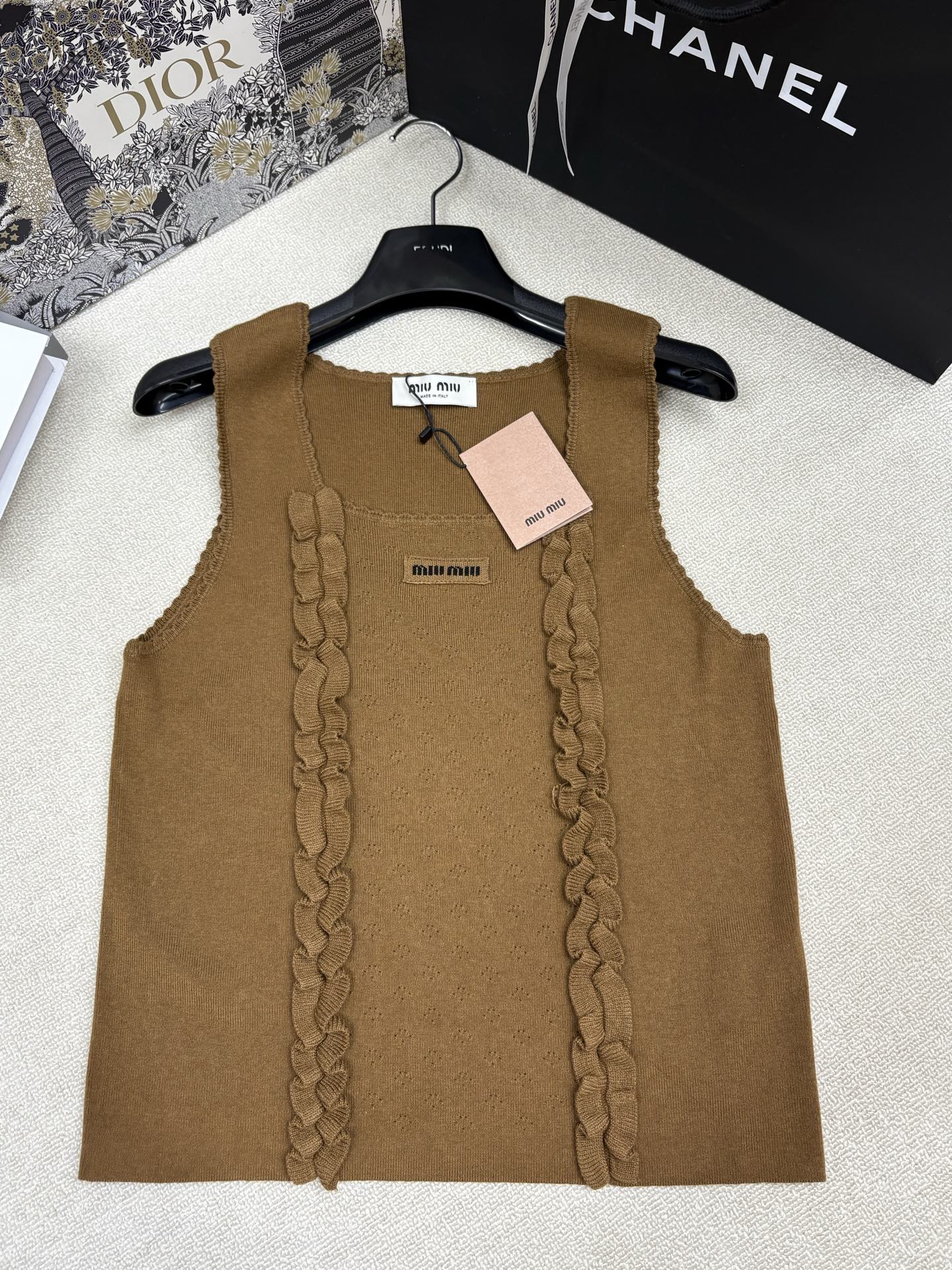 Women's Clothes Style Clothing Lookbook Reference image 1