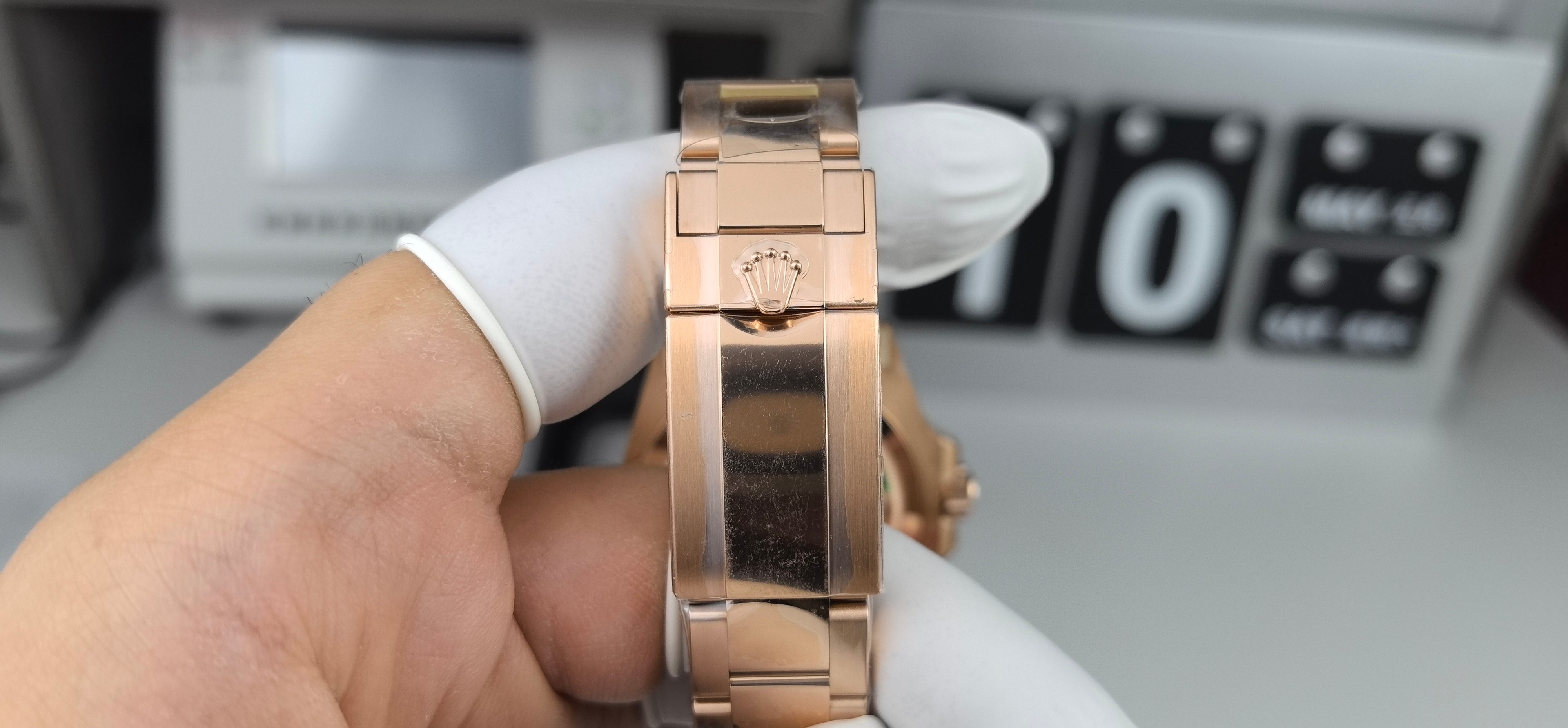 EWE新品三株玫金格林石头面
