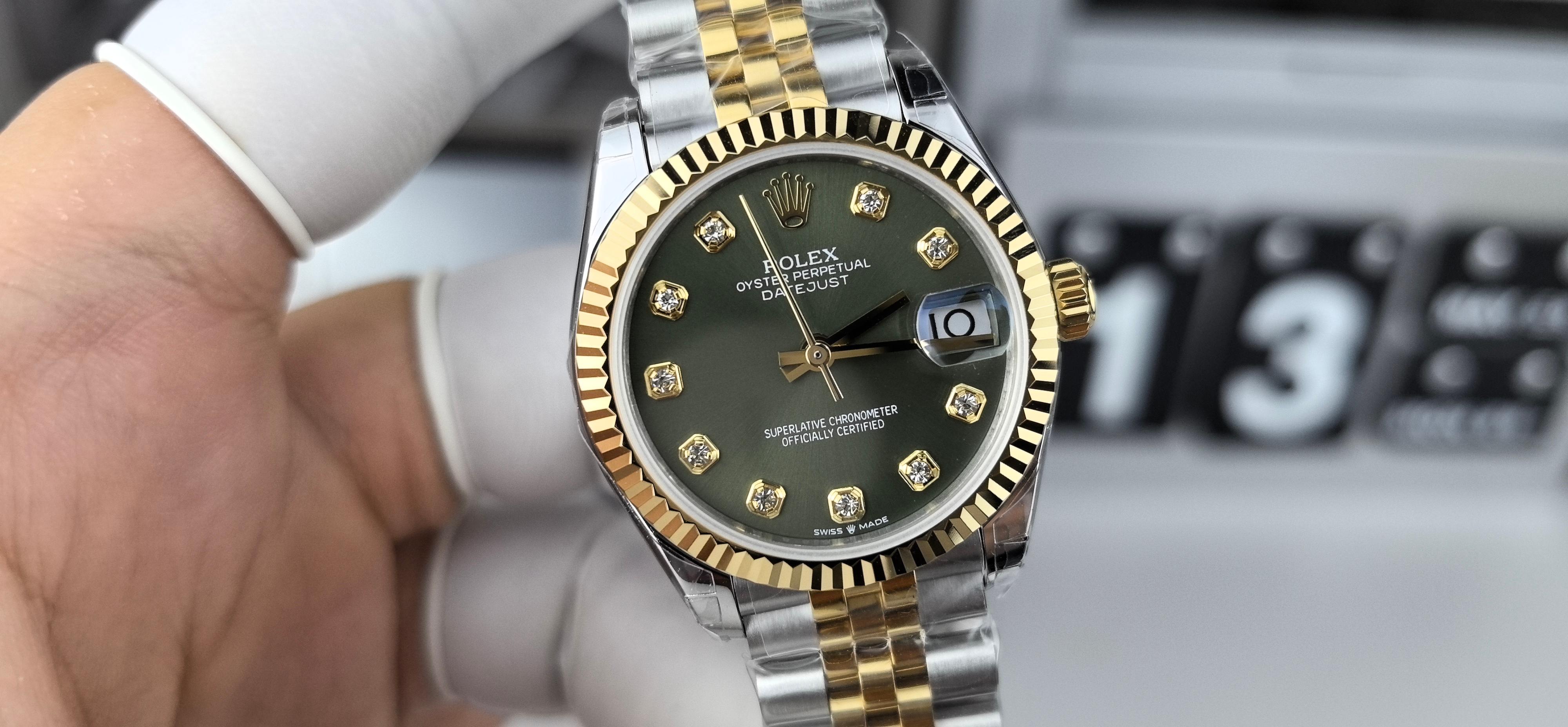 NO:944247,GS31 gold-green diamond log,19860909GS31间金绿钻日志,,Watch