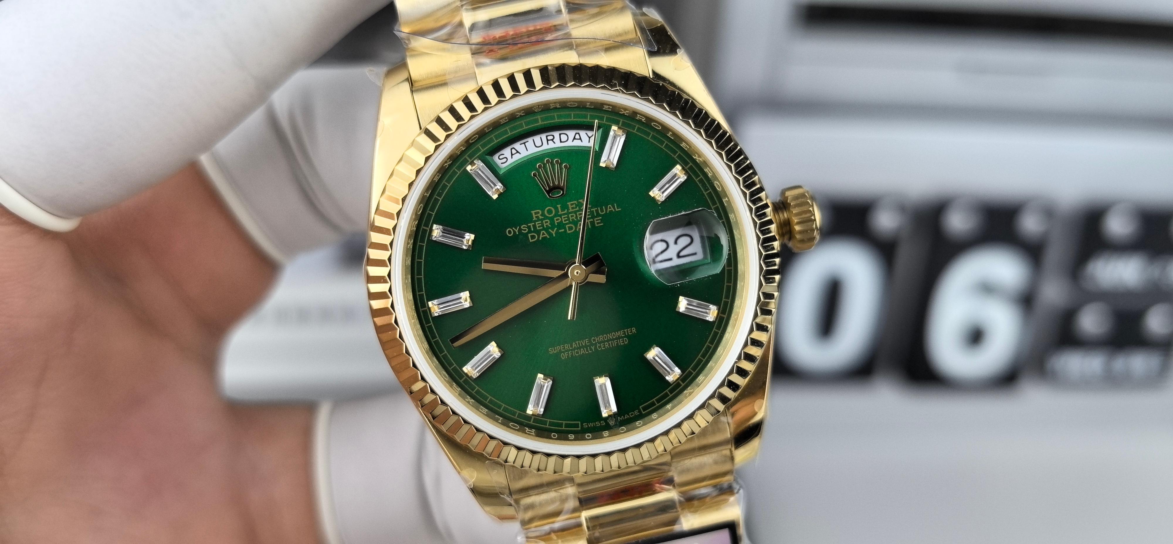 NO:389330,QF36 counterweight green rock sugar log,19860909QF36配重绿冰糖日志,,Watch