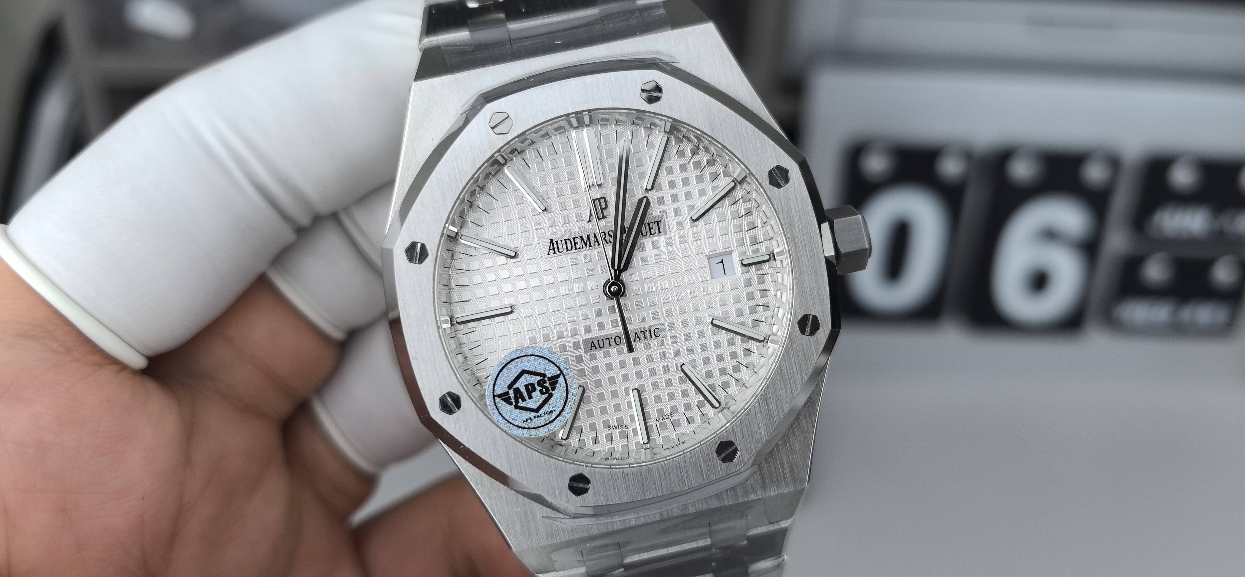 NO:389354,AS15400 white-faced steel,19860909AS15400白面钢,,Watch