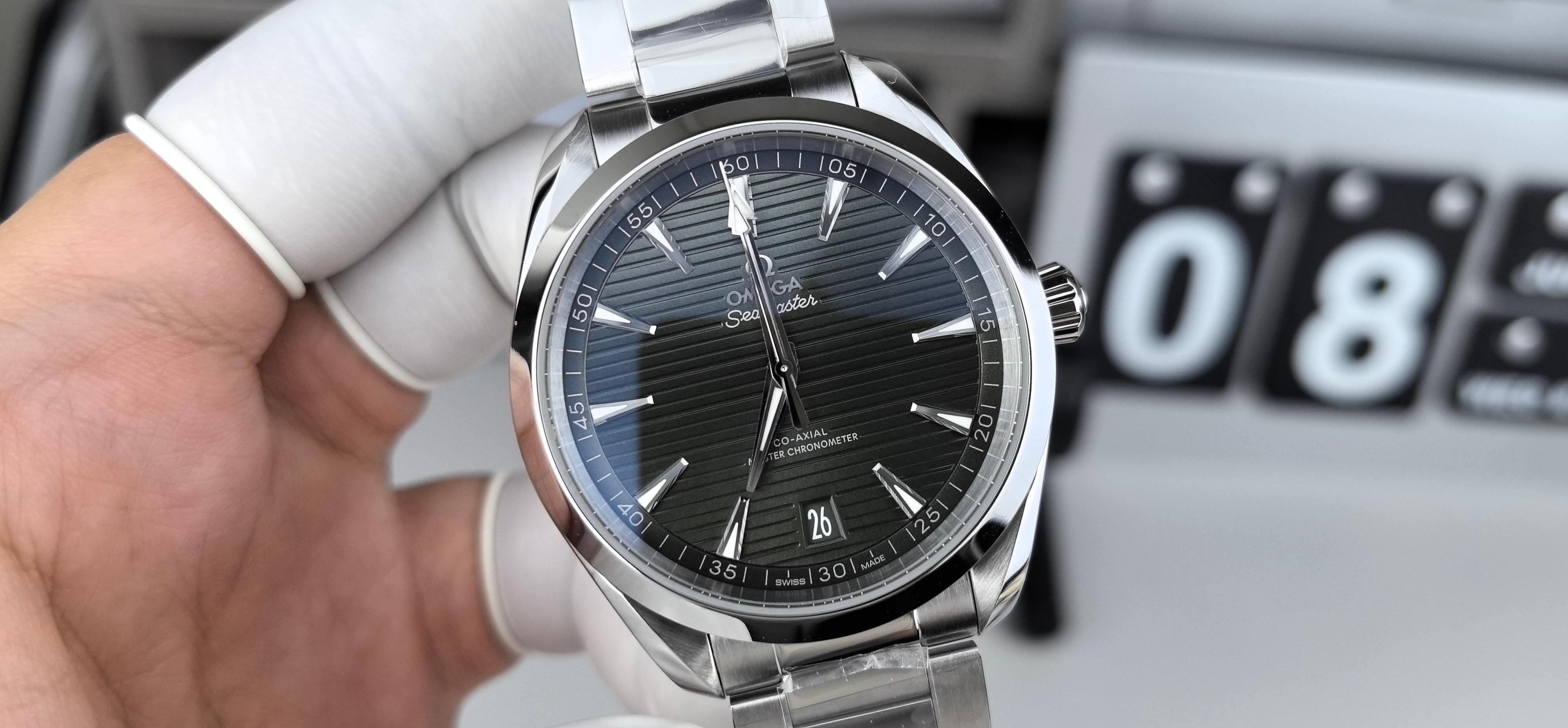 NO:389339,VS41 Seahorse Teak Green Steel,19860909VS41海马柚木绿钢,,Watch