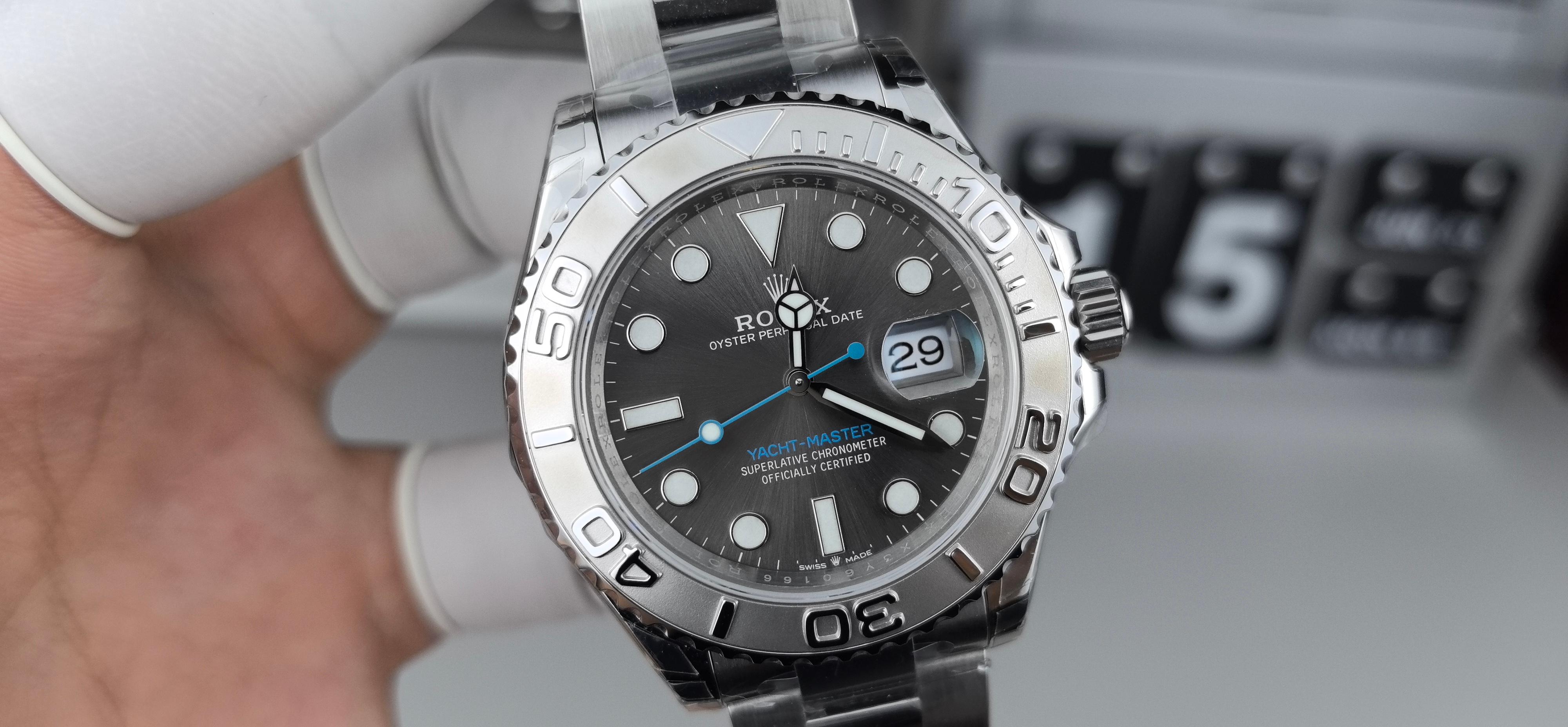 NO:389470,VS Gray Yacht Dandong,19860909VS灰游艇丹东,,Watch