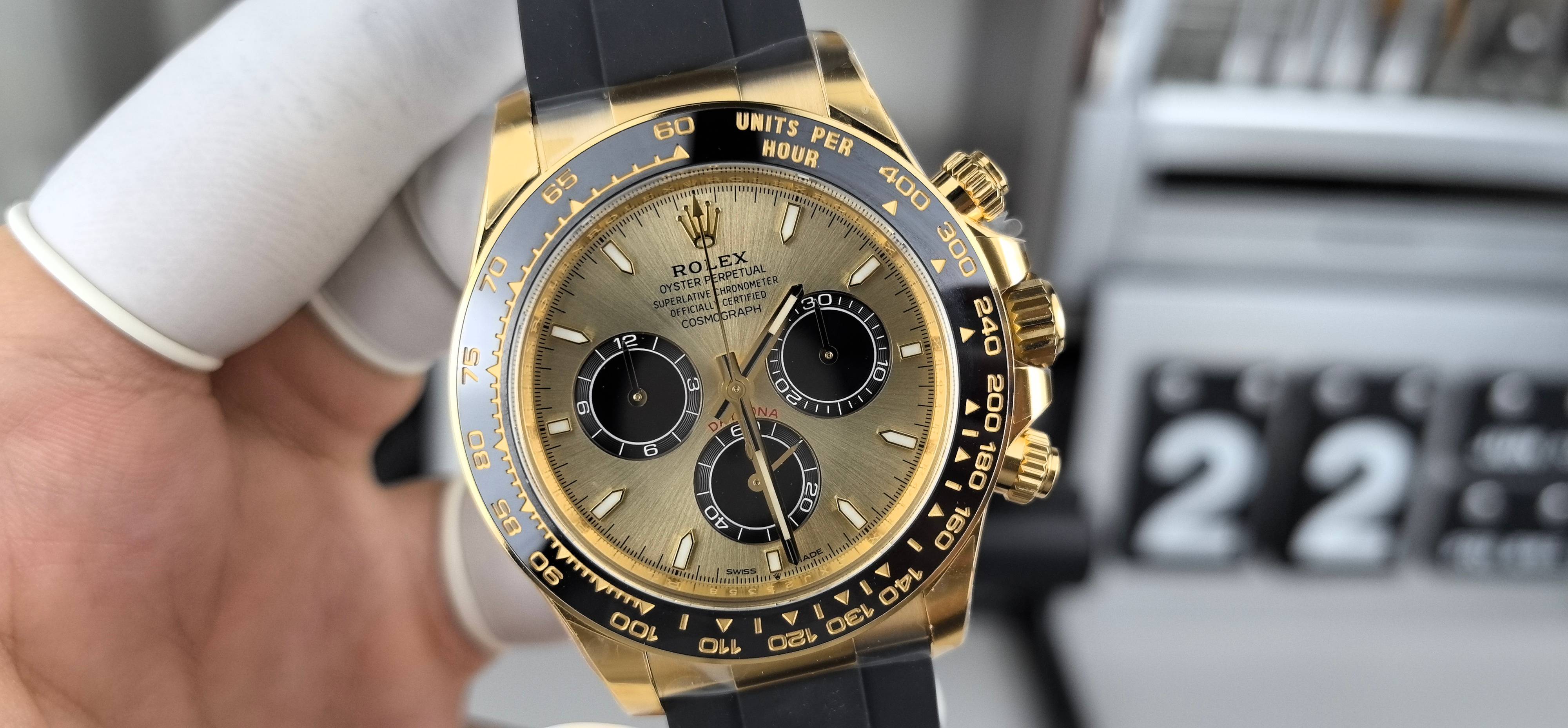 NO:391523,C4131 Shawn Yue,19860909正C4131余文乐,,Watch