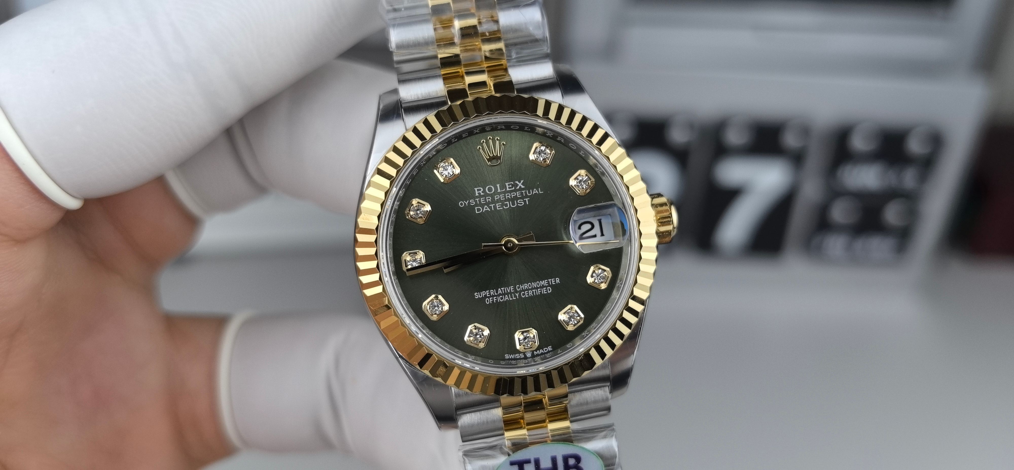 NO:389784,THB31 Golden Green Diamond Logs,19860909THB31间金绿钻日志,,Watch