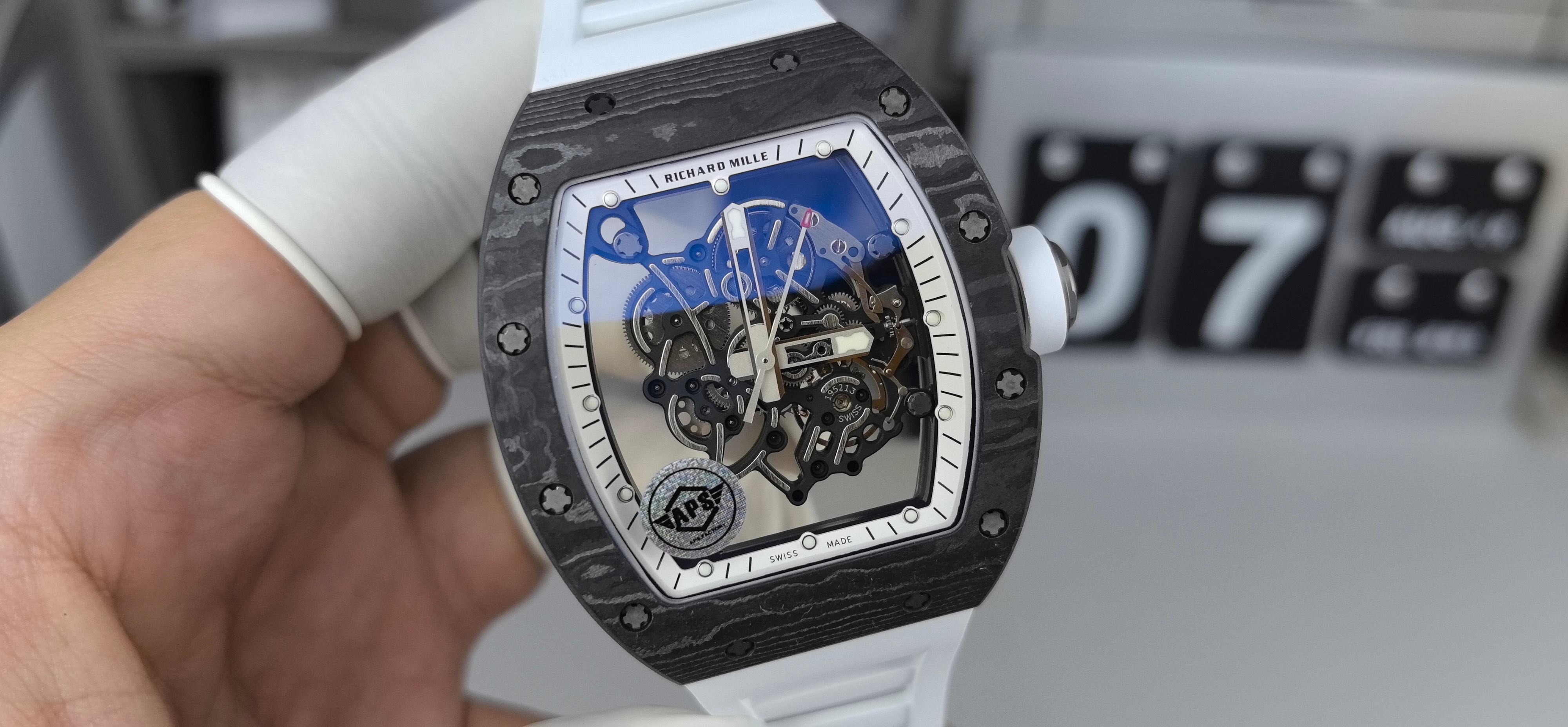 NO:384406,APS titanium white RM carbon fiber all-in-one machine,19860909APS白钛RM碳纤维一体机,,Watch