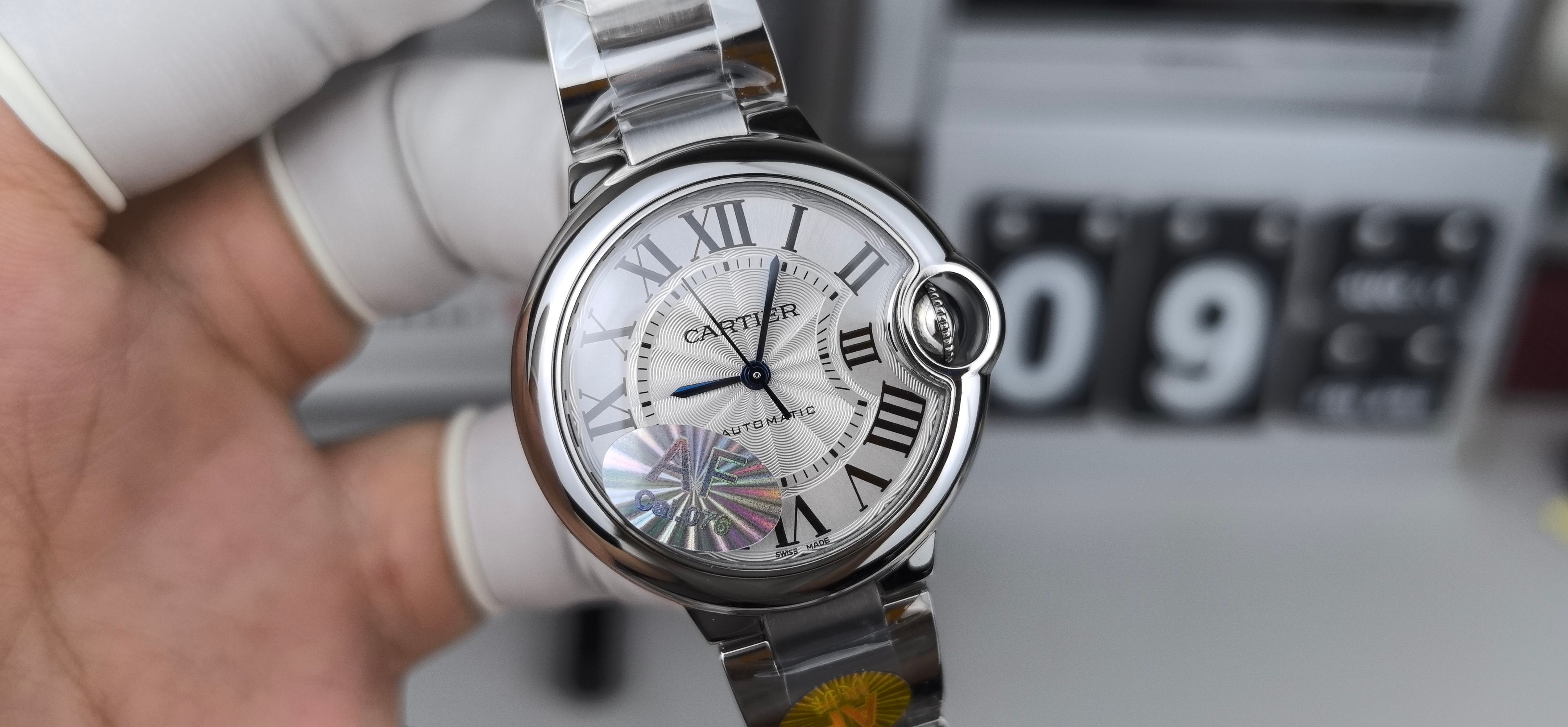 NO:384390,Af33 women's Swiss 076 quick release blue balloon white surface,19860909Af33女款瑞士076快拆蓝气球白面,,Watch