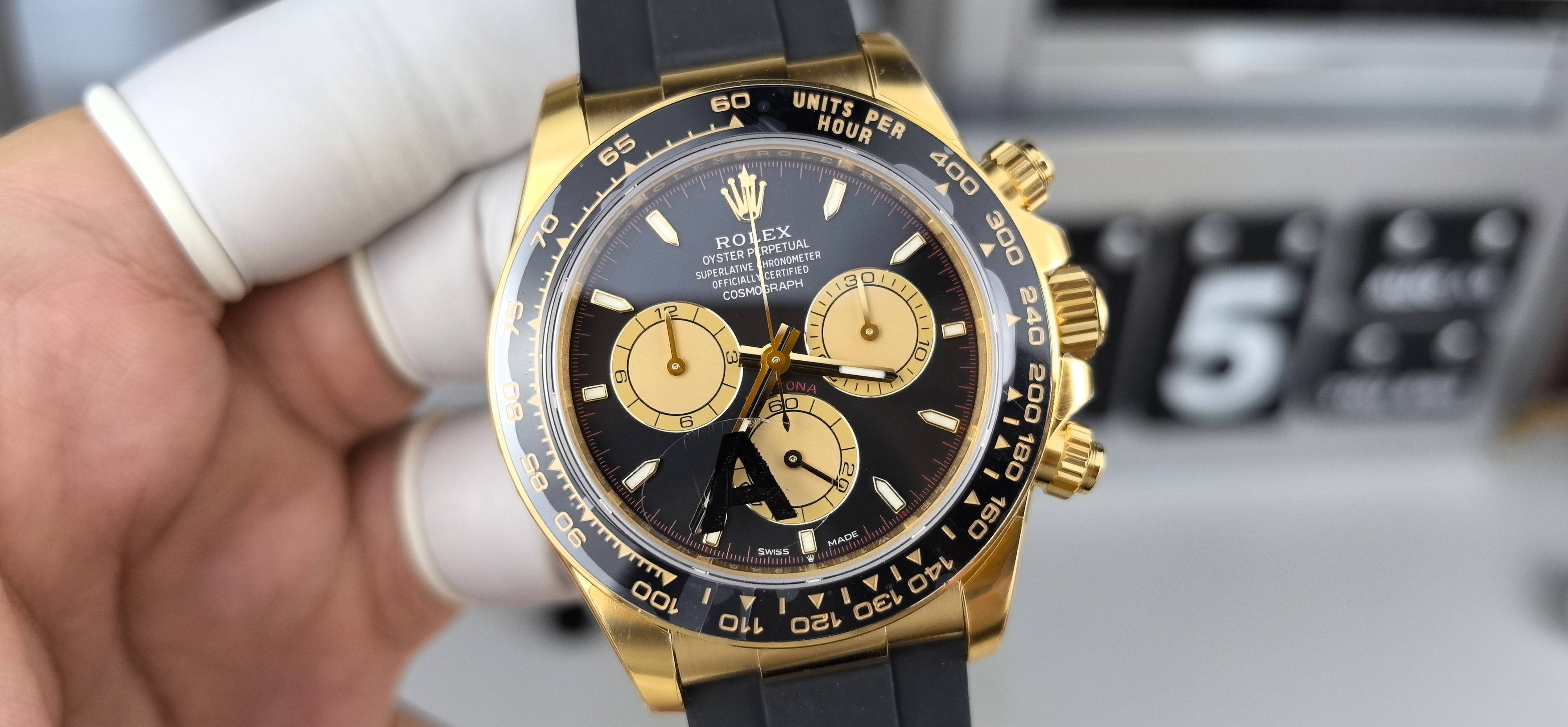 NO:385938,VS4131 Shawn Yue's little monster,19860909VS4131余文乐小怪兽,,Watch