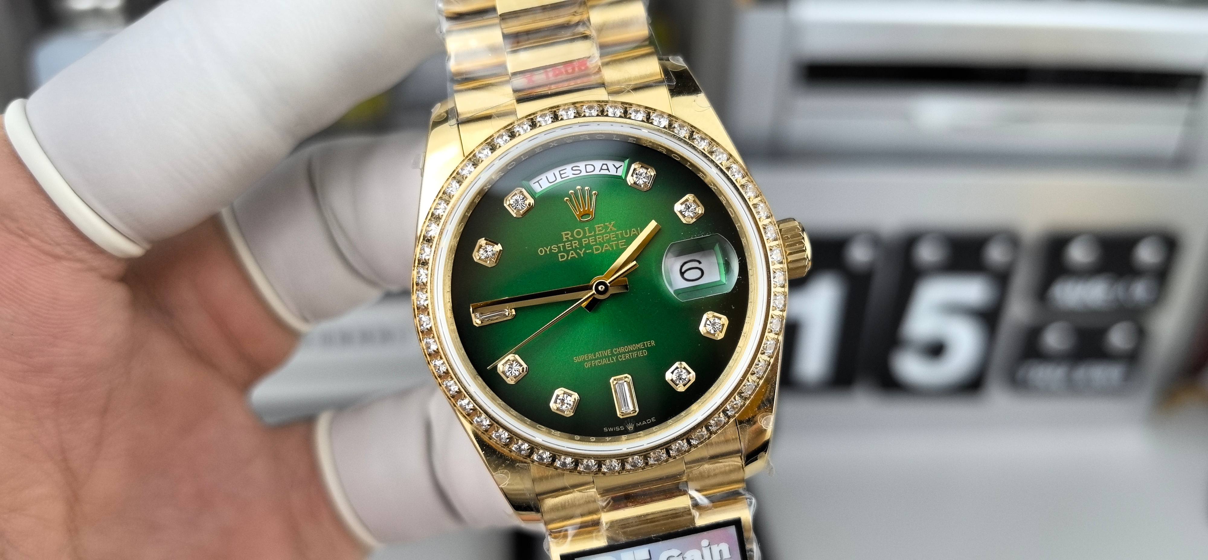 NO:385950,QF36 rock sugar smoked green surface diamond DD log counterweight 157 grams,19860909QF36冰糖烟熏绿面外钻DD日志配重157克,,Watch