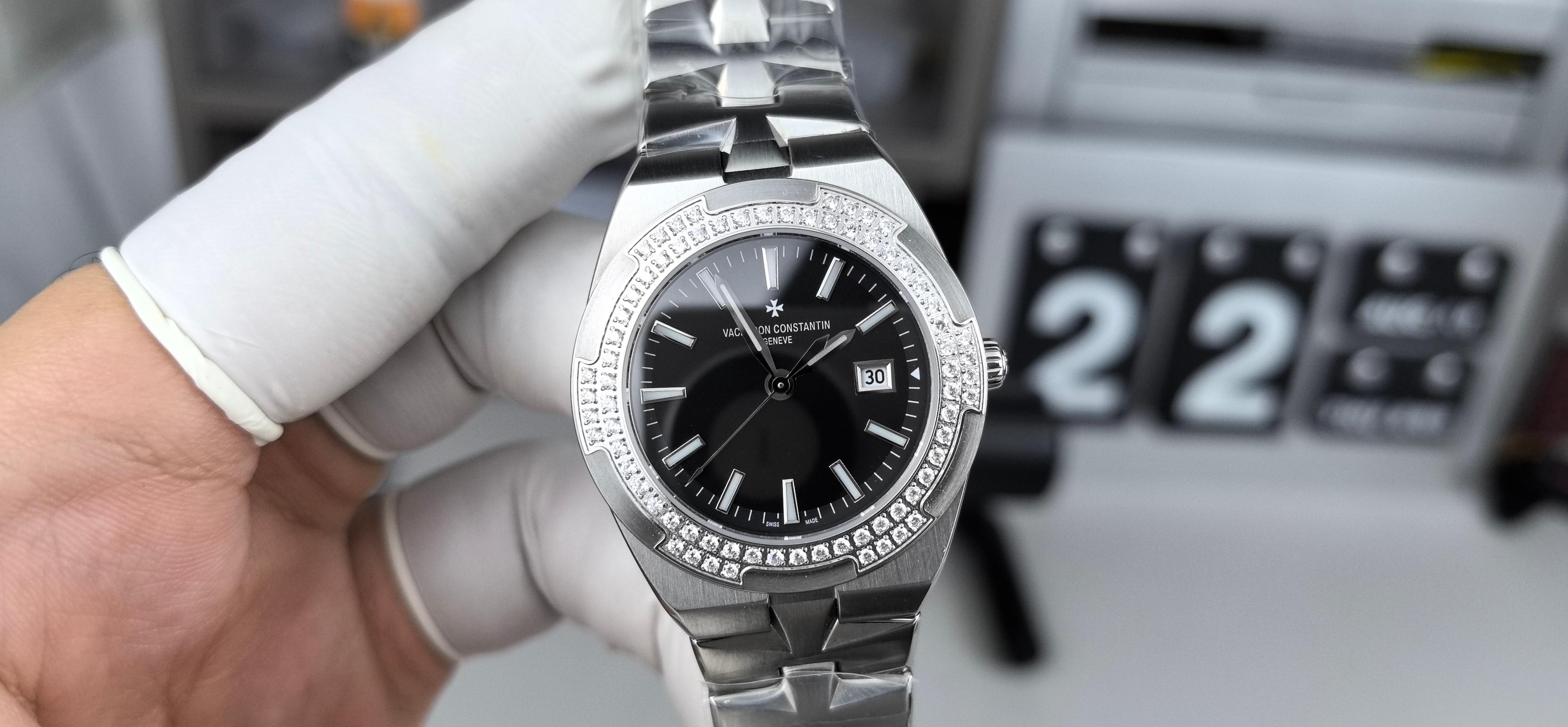 NO:385980,CC33 women's vertical and horizontal 1205V black-faced steel belt,19860909CC33女款纵横四海1205V黑面钢带,,Watch