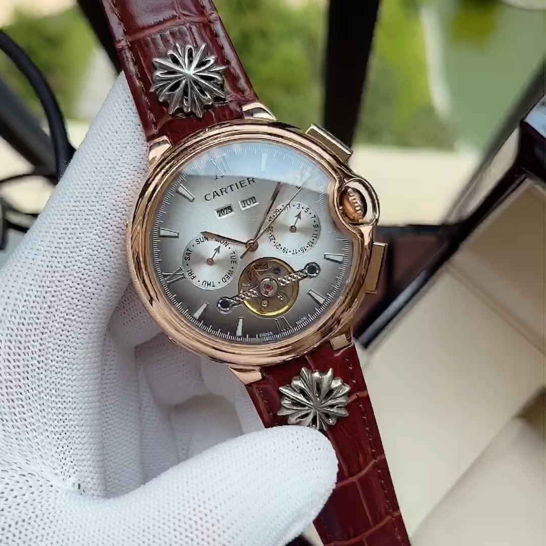 Cartier 全新风格 卡地亚-Cartier 男士腕表 全自动机械机芯 矿物强化玻璃 316L精钢表壳 真皮表带 休闲 商务 尺寸:径44mm 厚度12mm