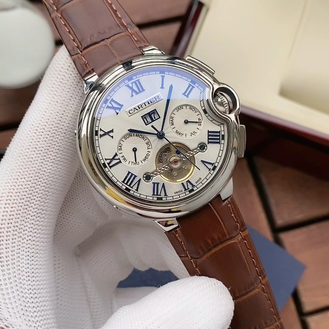 Cartier 全新风格 卡地亚-Cartier 男士腕表 全自动机械机芯 矿物强化玻璃 316L精钢表壳 真皮表带 休闲 商务 尺寸:径44mm 厚度12mm